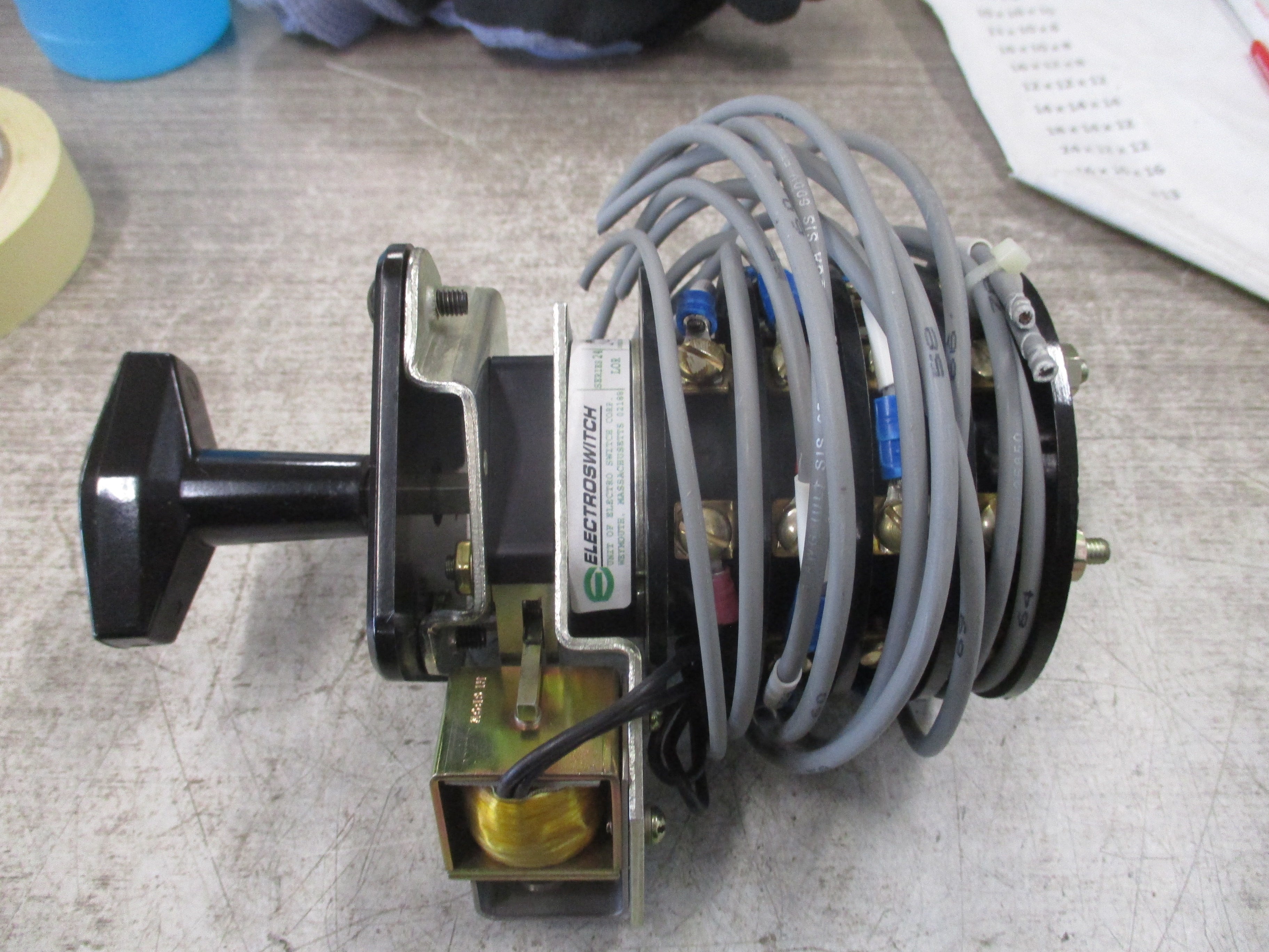 Electroswitch Series 24 Lock-Out Relay Rotary Switch 7803A 24VDC Used