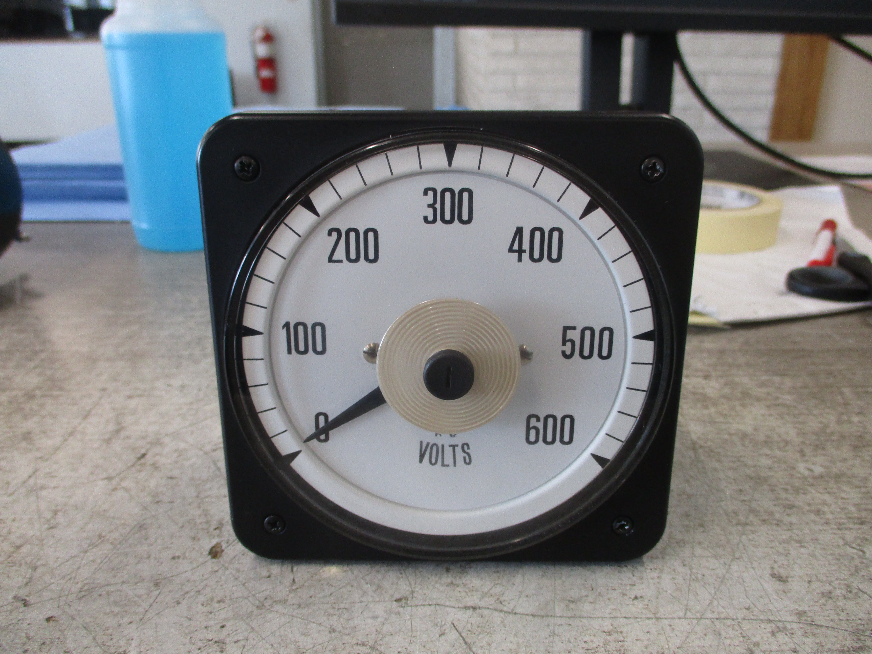 Crompton AC Voltmeter 077-05GA-PZSJ-C6-SN Range: 0-600V Used