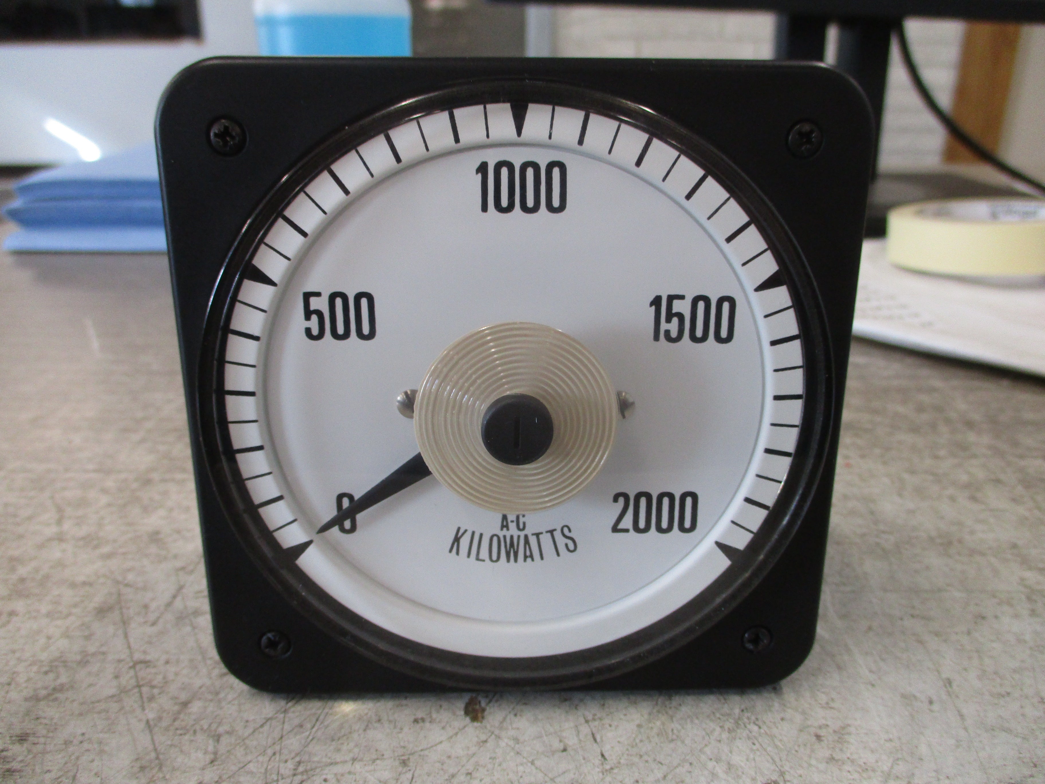 Crompton AC Kilowatt Meter 077-055A-****-SN Range: 0-2000 KW Used