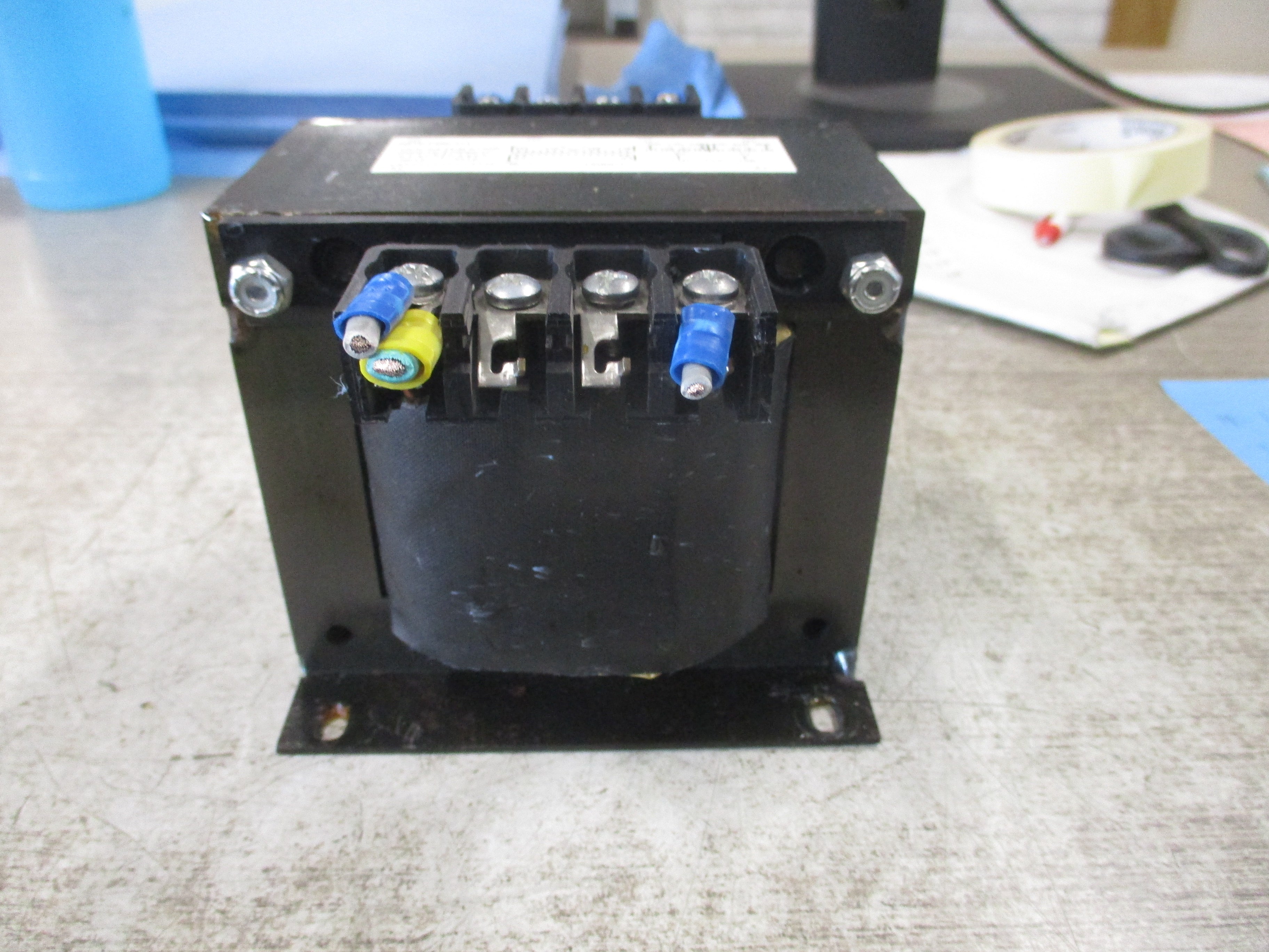 Square D Transformer 9070T500D1 .500KVA Pri: 240/480V Sec 120V Used