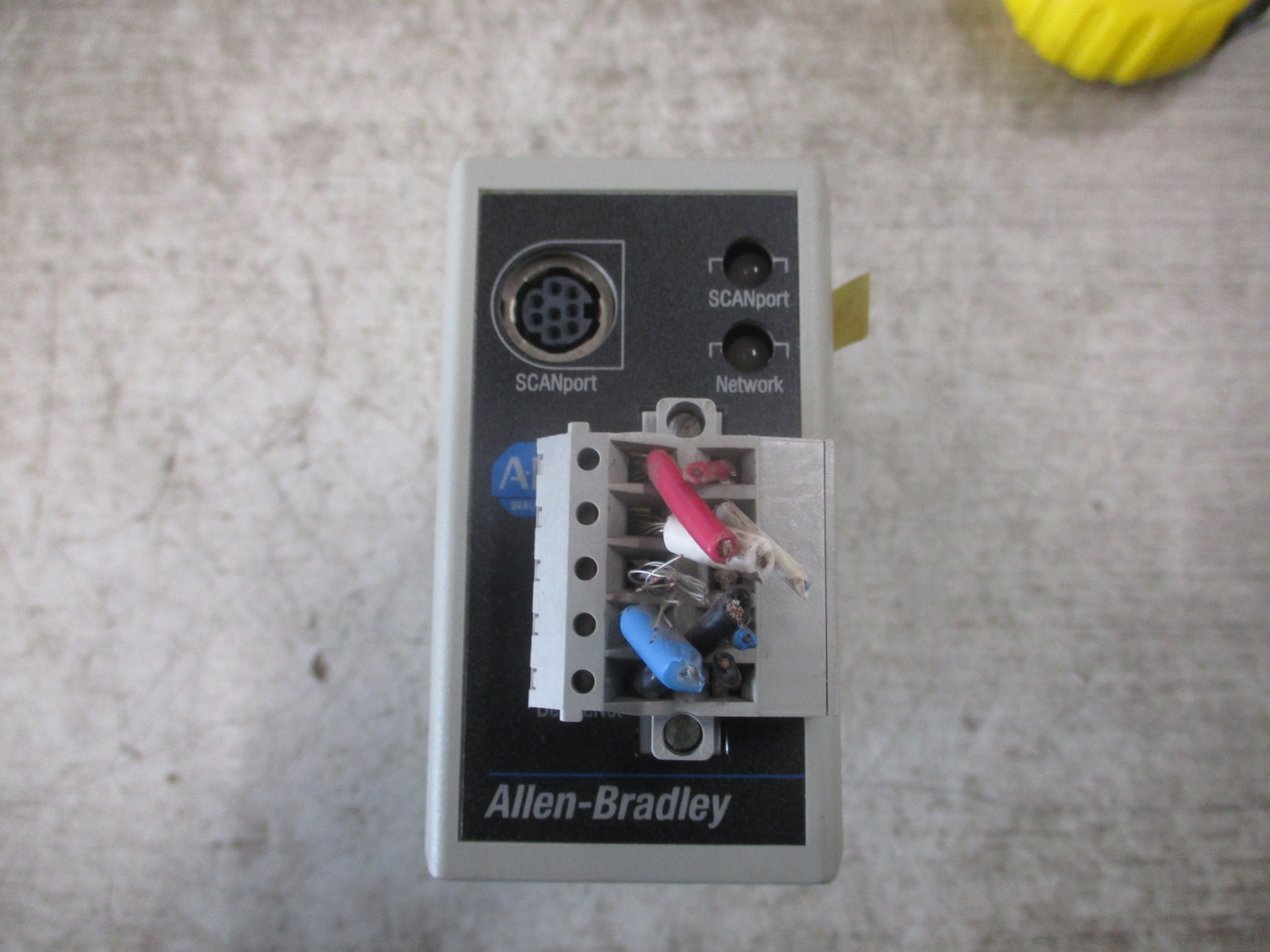 Allen-Bradley DeviceNet Comm. Module 1203-GK5 Ser. A FRN: 1.011 Input: 24VDC
