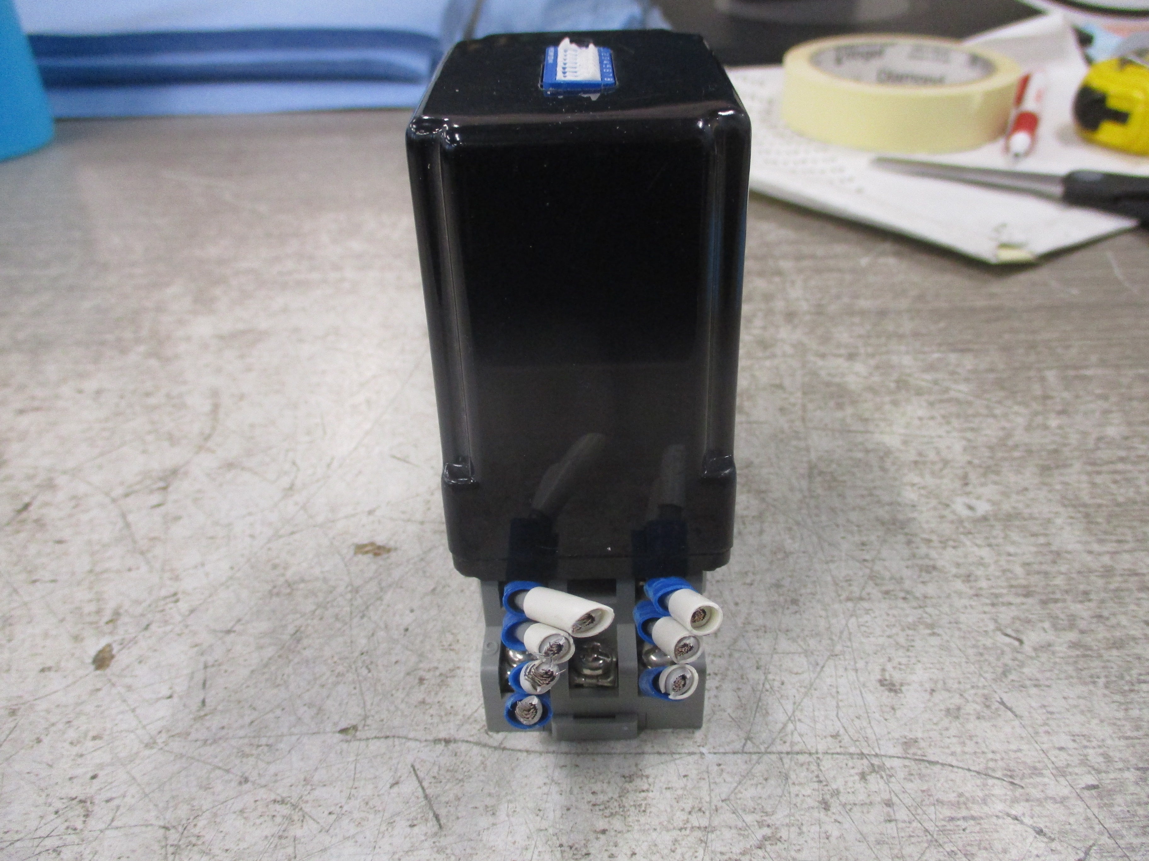 Russelectric Adjustable Time delay Relay TD24DC Range: 0-255 sec. W/Base Used