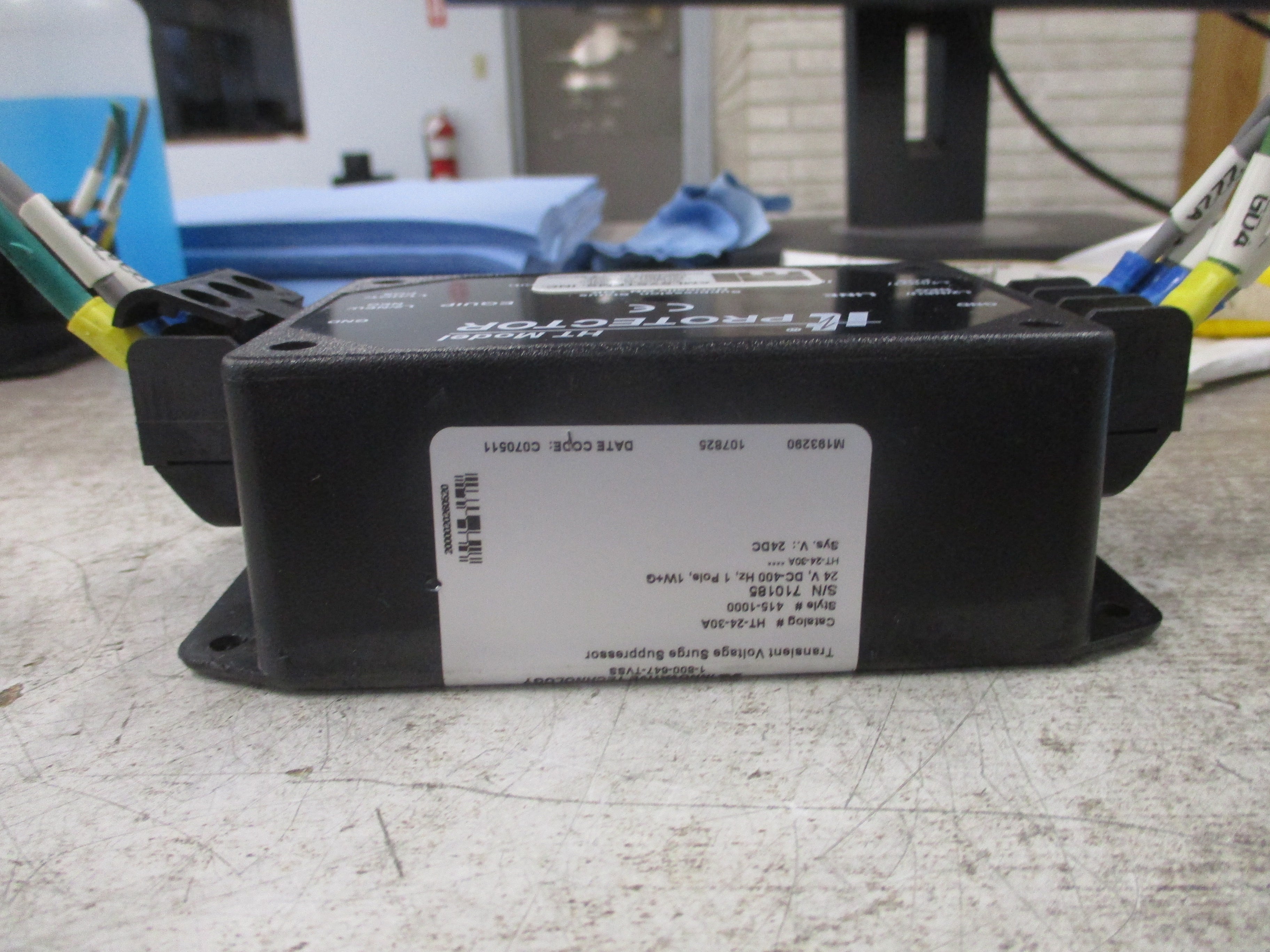Innovative Technology Surge Suppressor HT-24-30A Style #:415-1000 Used