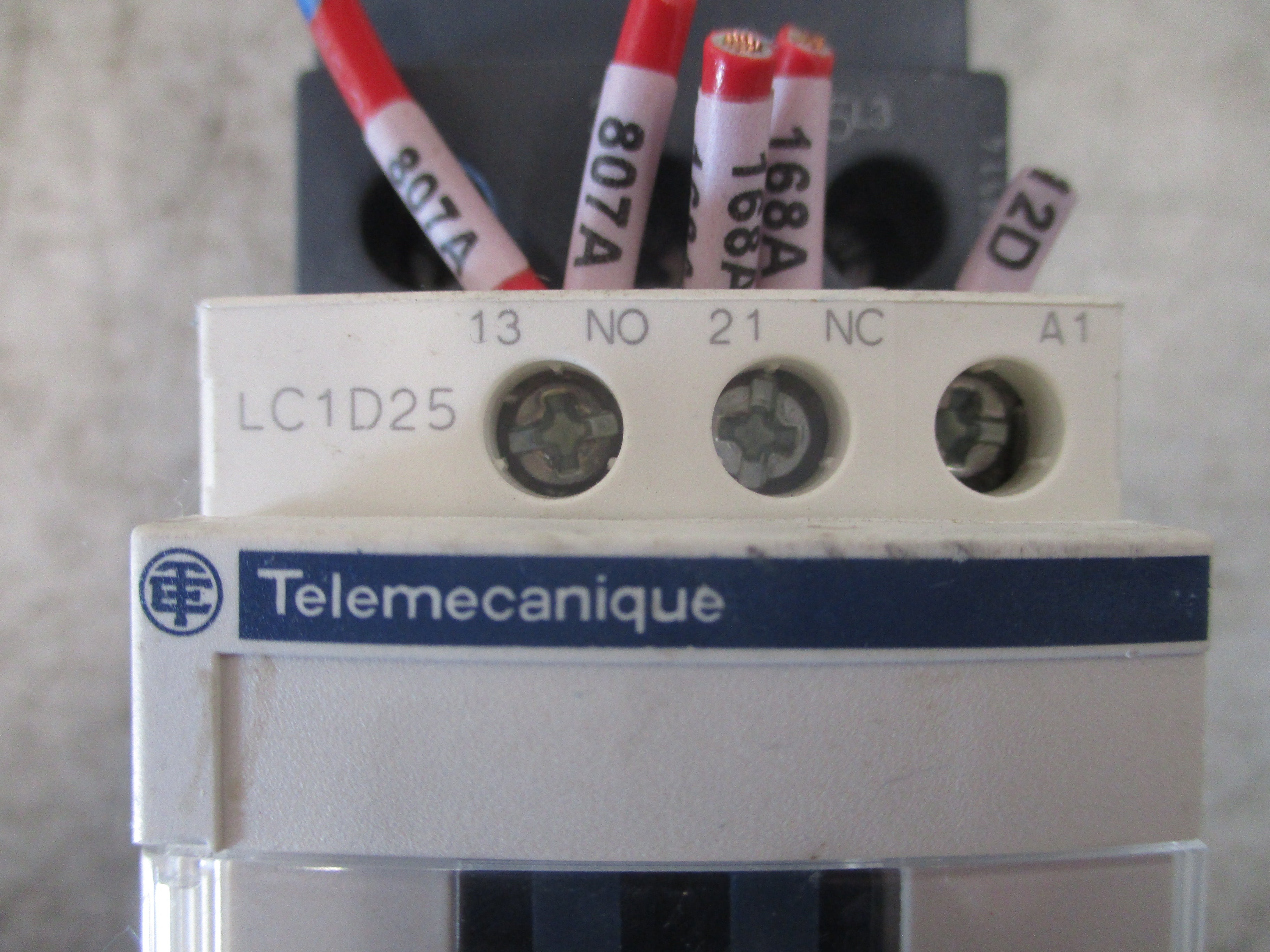 Telemecanique Starter LC1D25/GV2-P16H7 120V Coil Trip: 9-14A Used