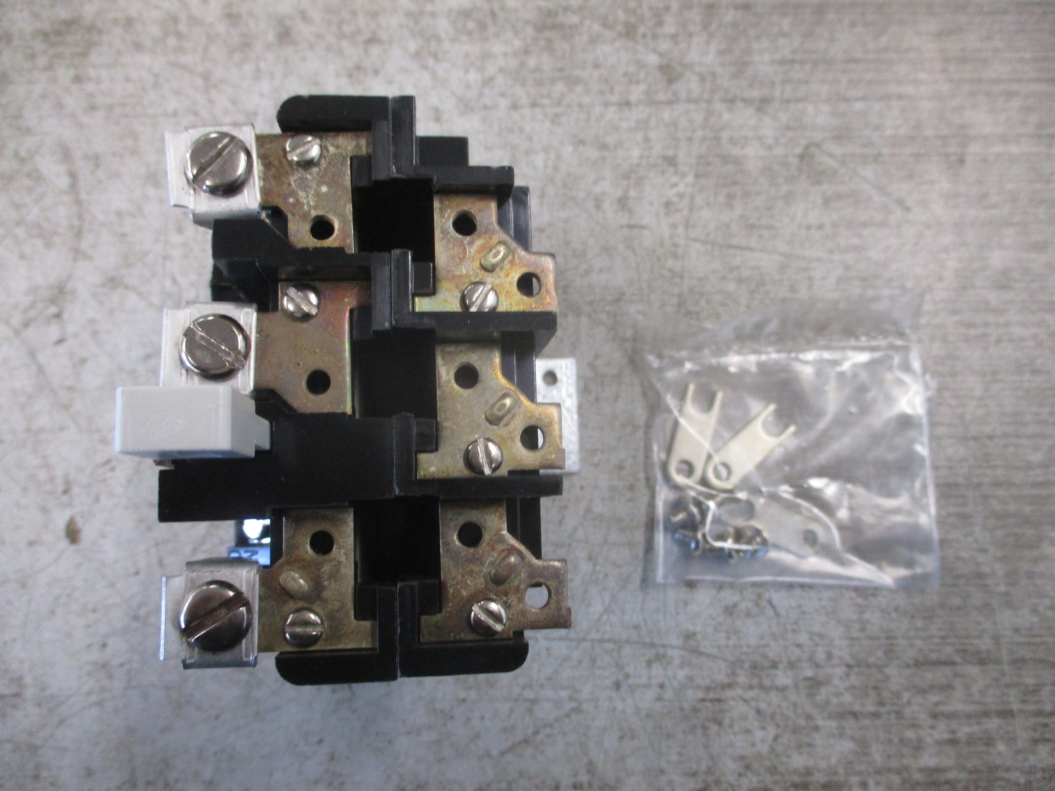 Eaton Overload Relay AA13A Style #: 5662D74G08 Size 1 3P New Surplus