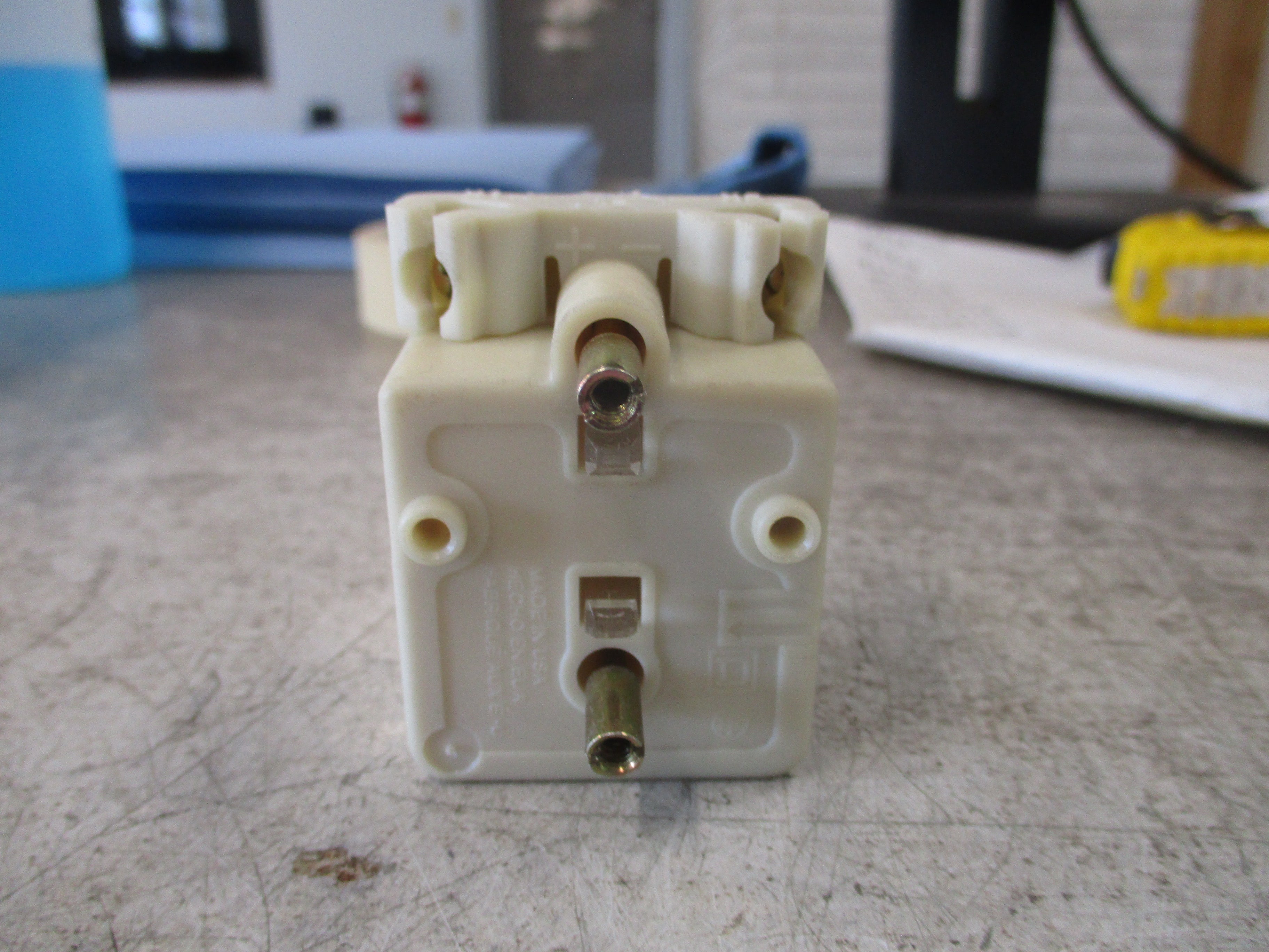 Square D Fingersafe Light Module 9001KM38 Ser. H New Surplus