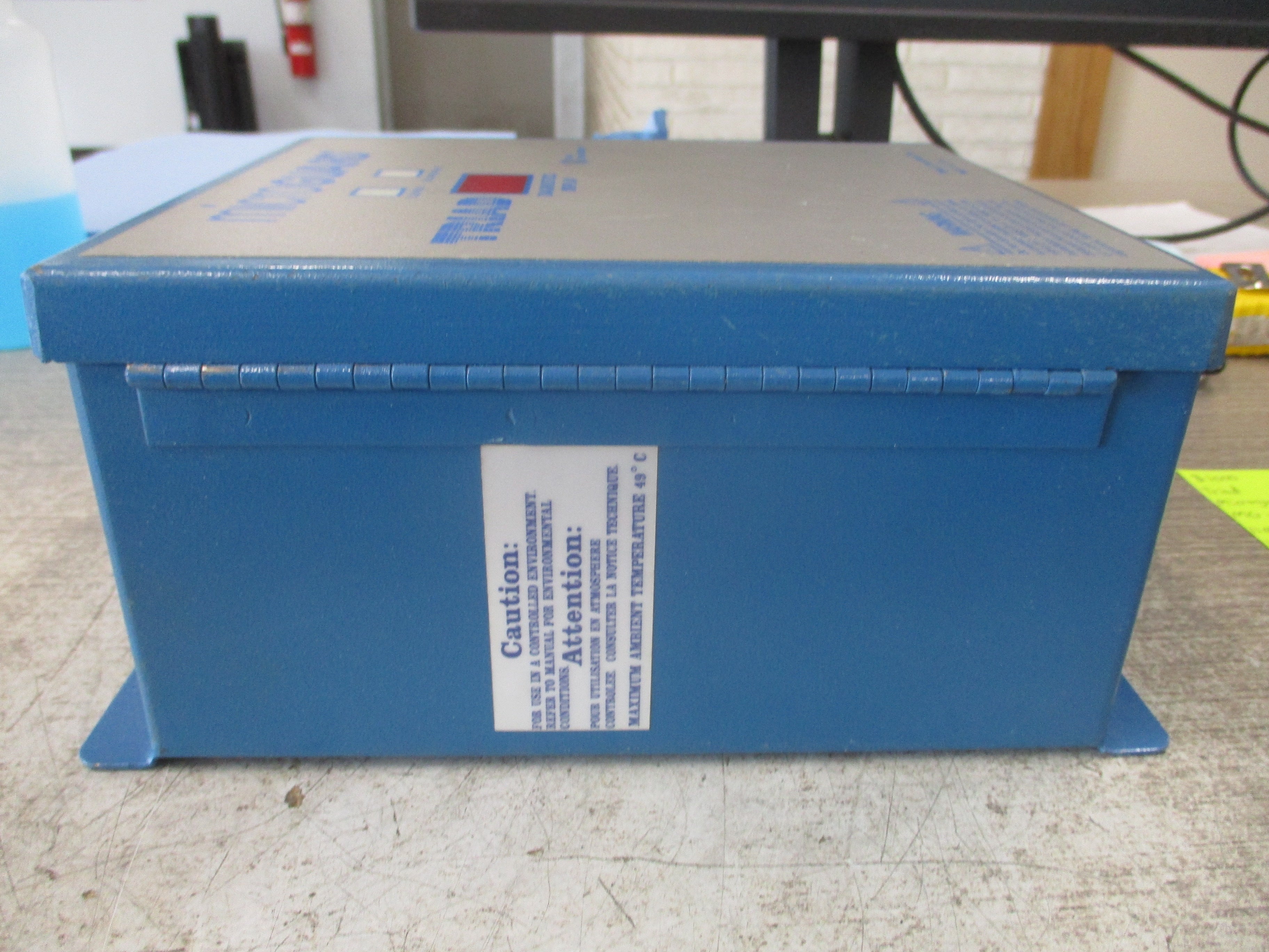 Triad Microguard Control Box MG-20-0F-20 110VAC 10W Used