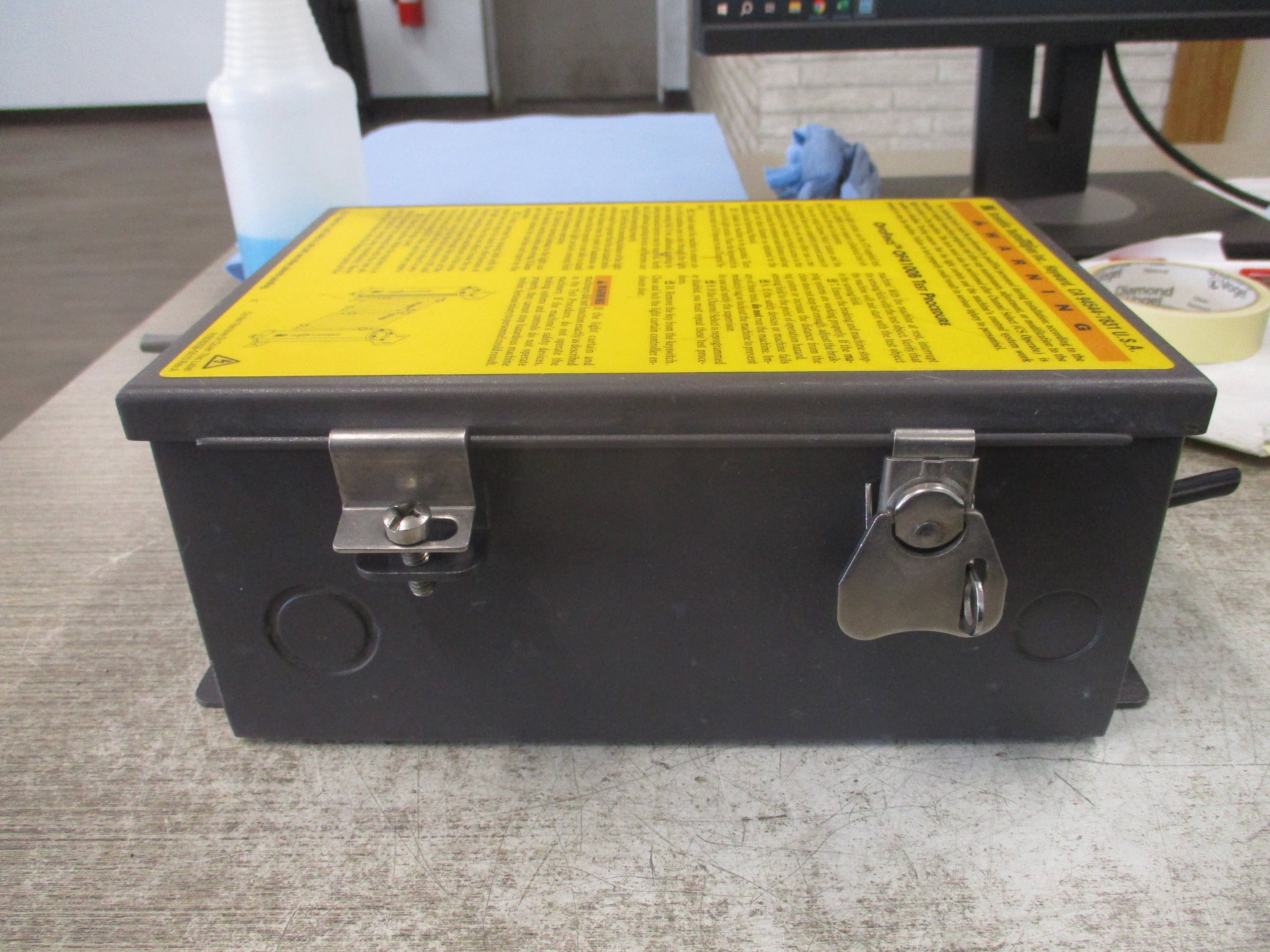 STI OF4100B-2 Series Optofence-B Control OF4124B-2 24" Response Time: <45ms 115V