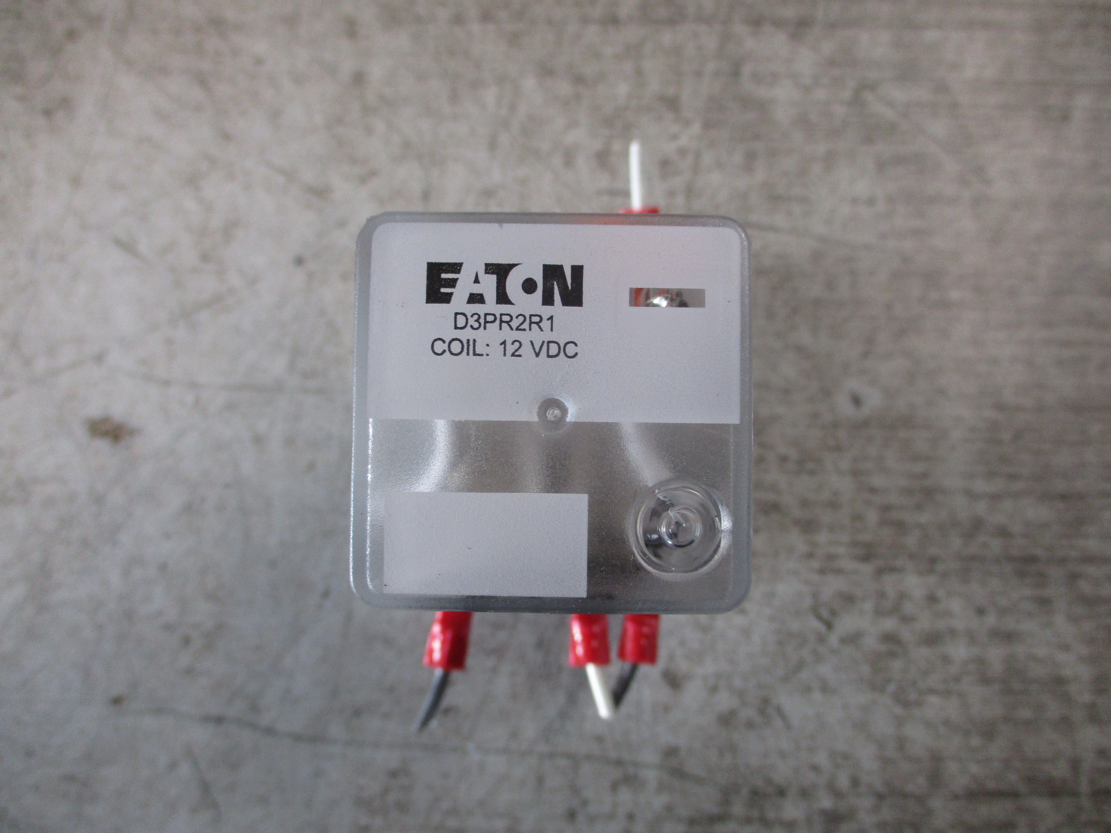 Eaton Relay D3PR2R1 12VDC Coil W/Base Used