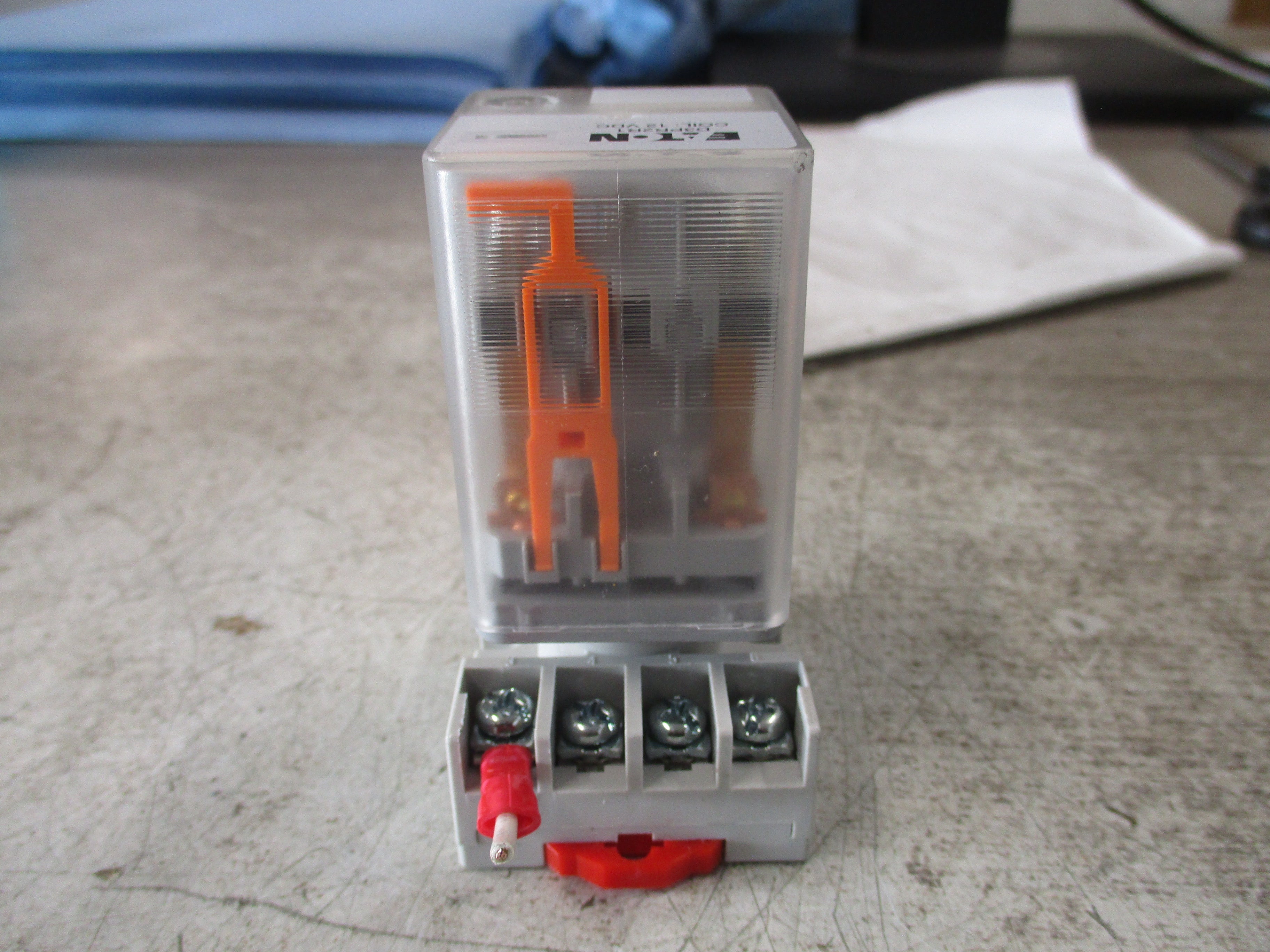 Eaton Relay D3PR2R1 12VDC Coil W/Base Used