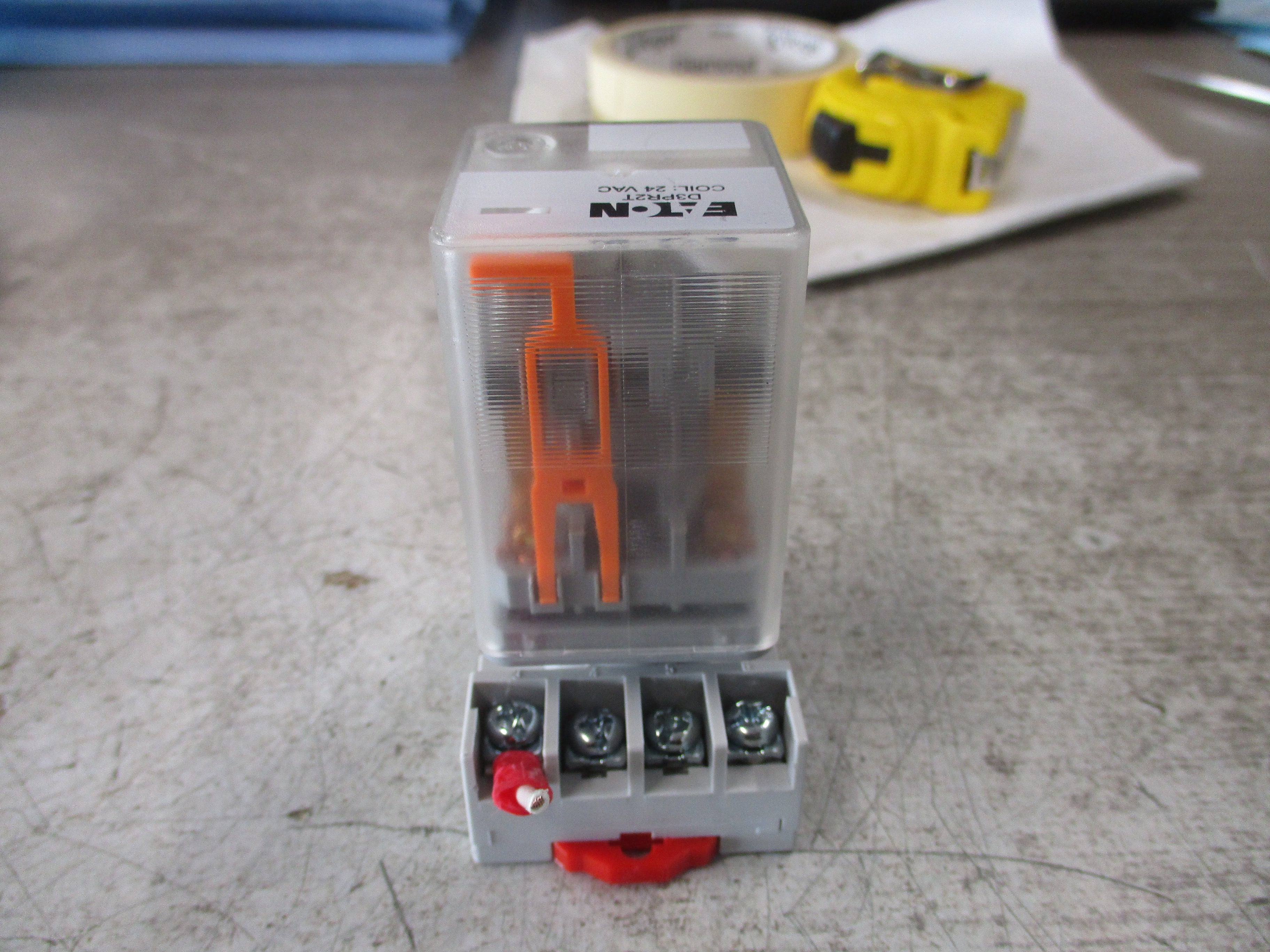 Eaton Relay D3PR2R1 12VDC Coil W/Base Used