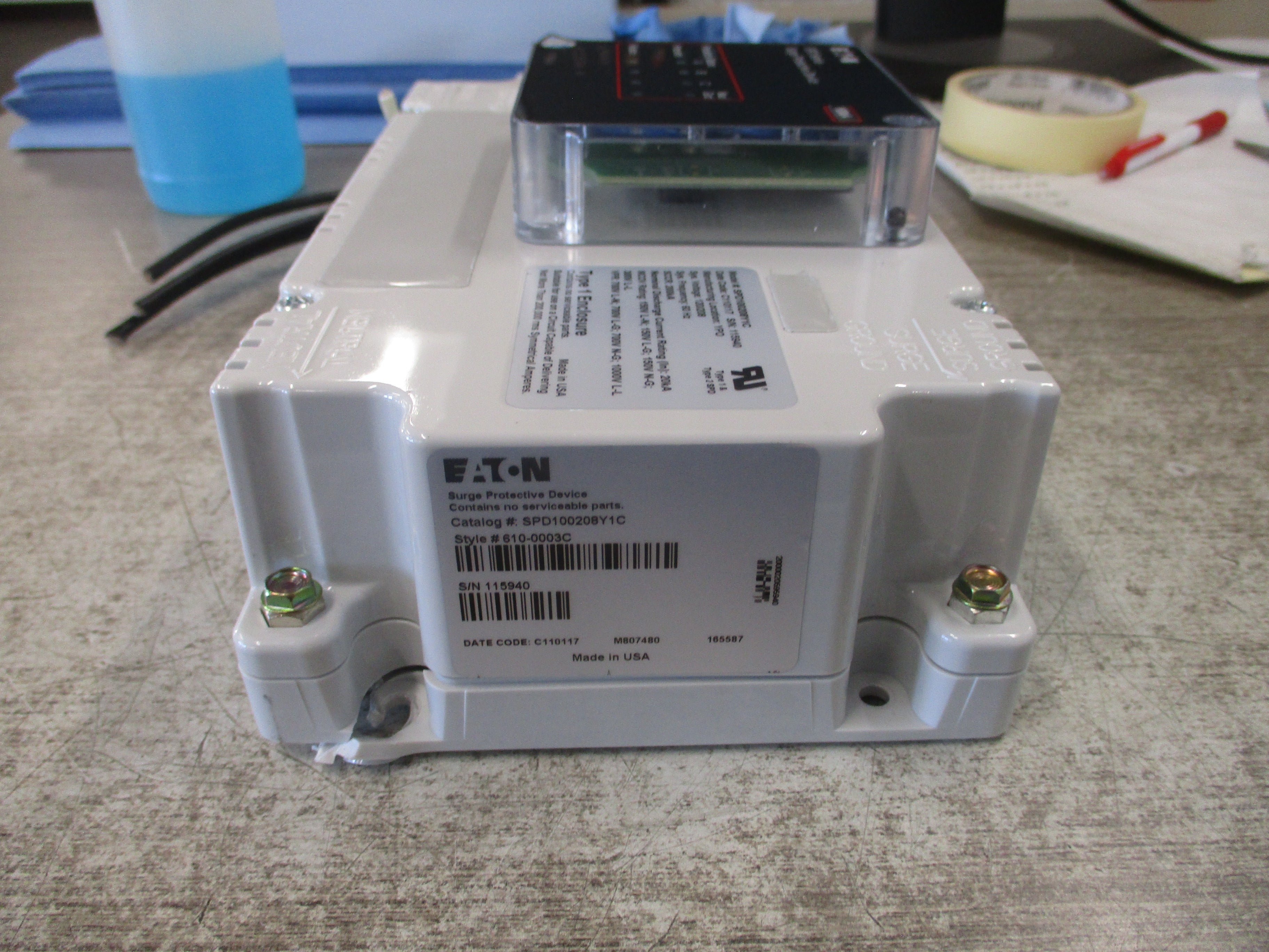 Eaton SPD Series Surge Protective Device SPD100208Y1C 120/208V 60Hz
