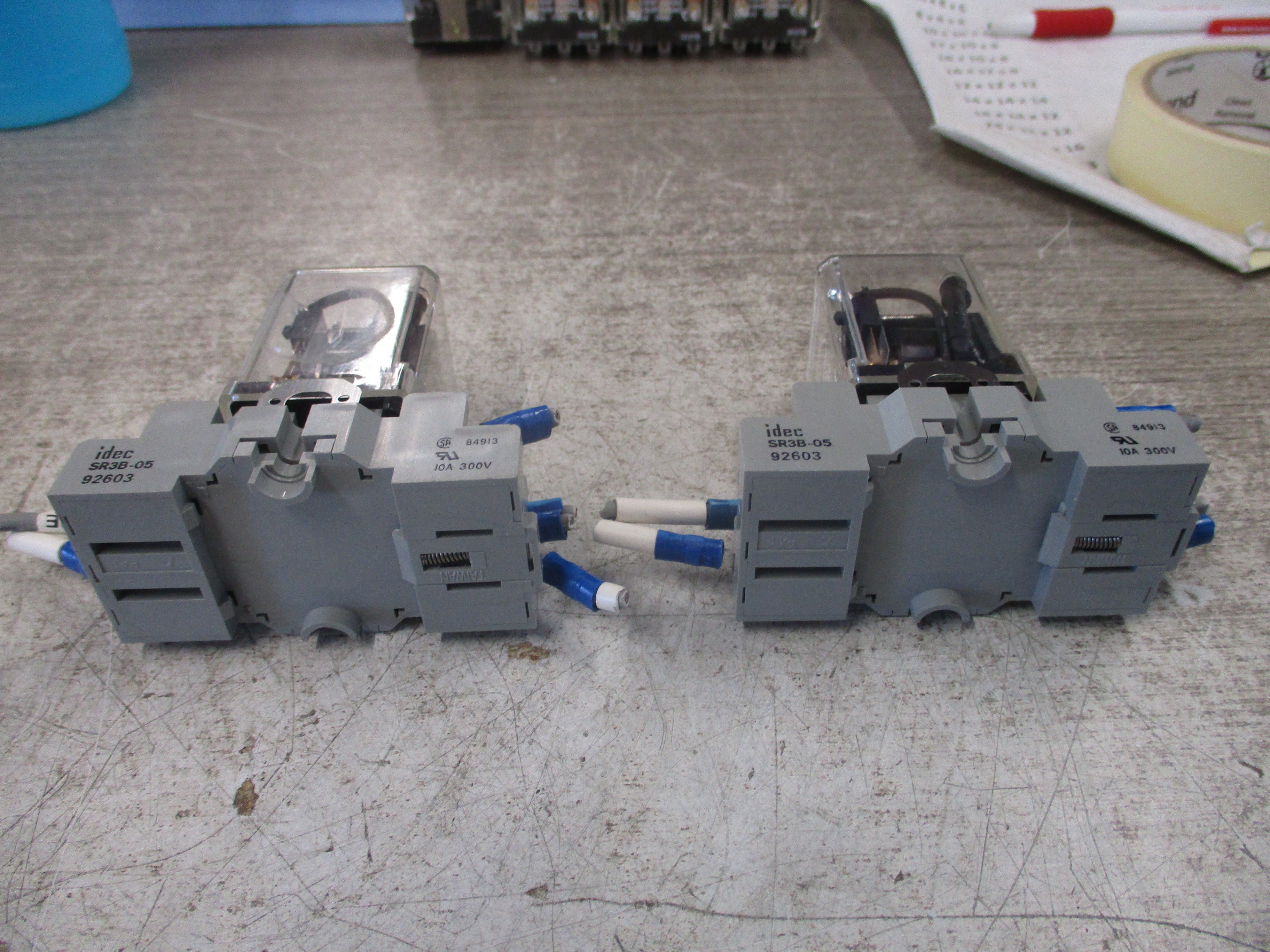 Magnecraft Struthers-Dunn Relay A283XCXCL 24VDC Coil W/Base *Lot of 2* Used