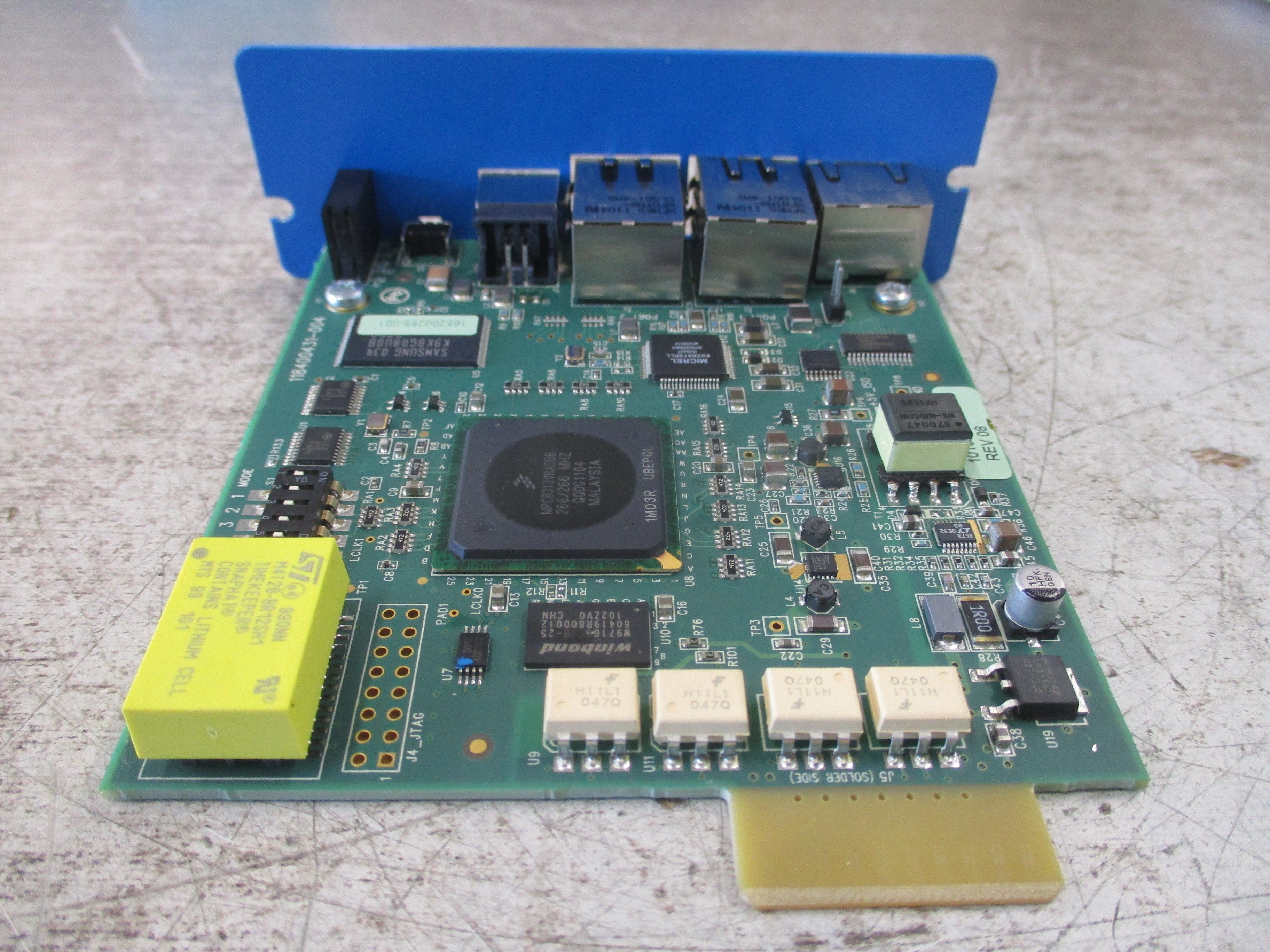 Eaton PXGX PDP Power Xpert Gateway 103008065-001 Rev. 005 *Bent Face Plate* Used