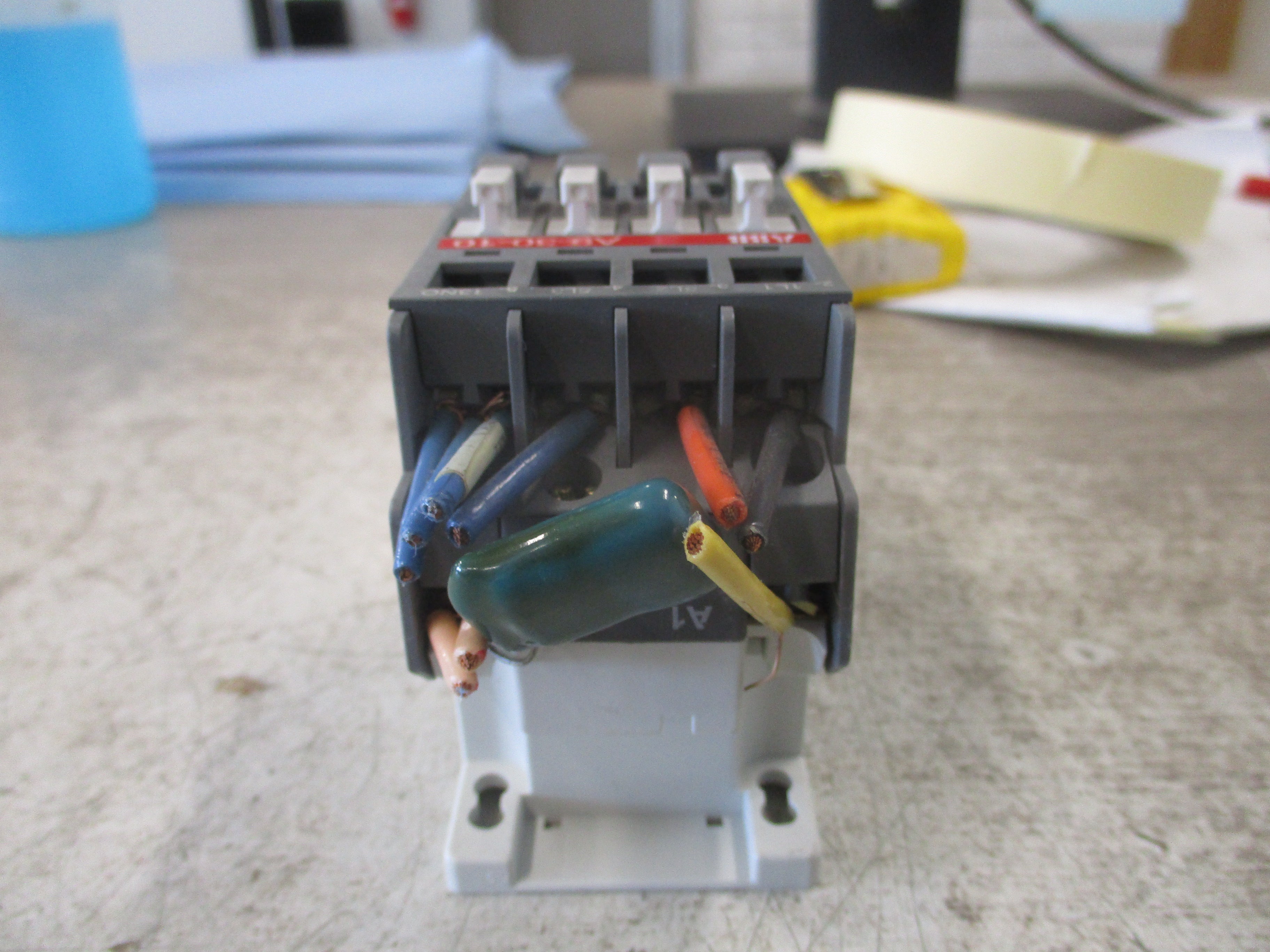 ABB Contactor A9-30-10 110-120V Coil Used