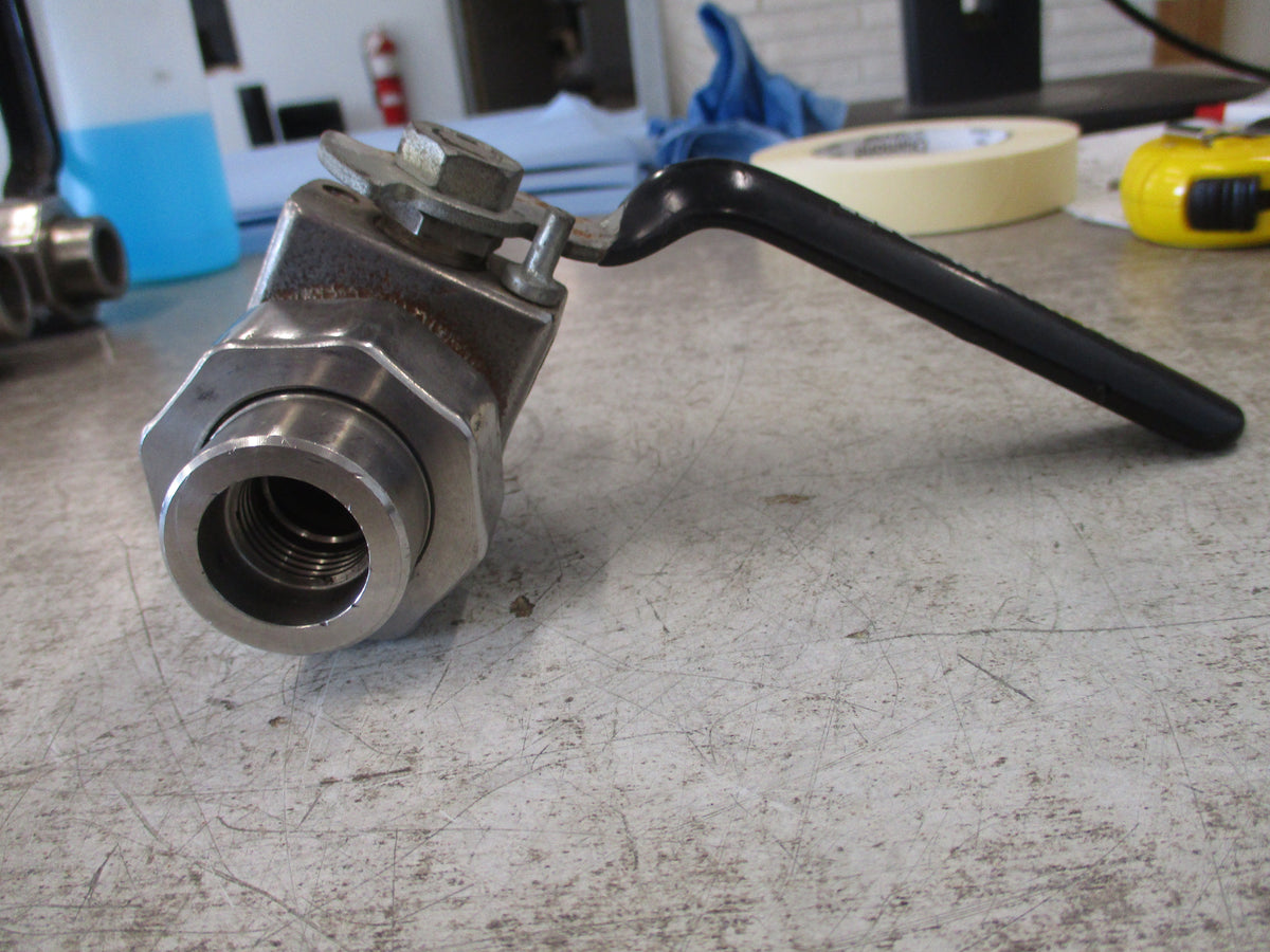 Marpac Stainless Steel Ball Valve 1/2 SS B-790KVN Size: 1/2 4500 WOG Used