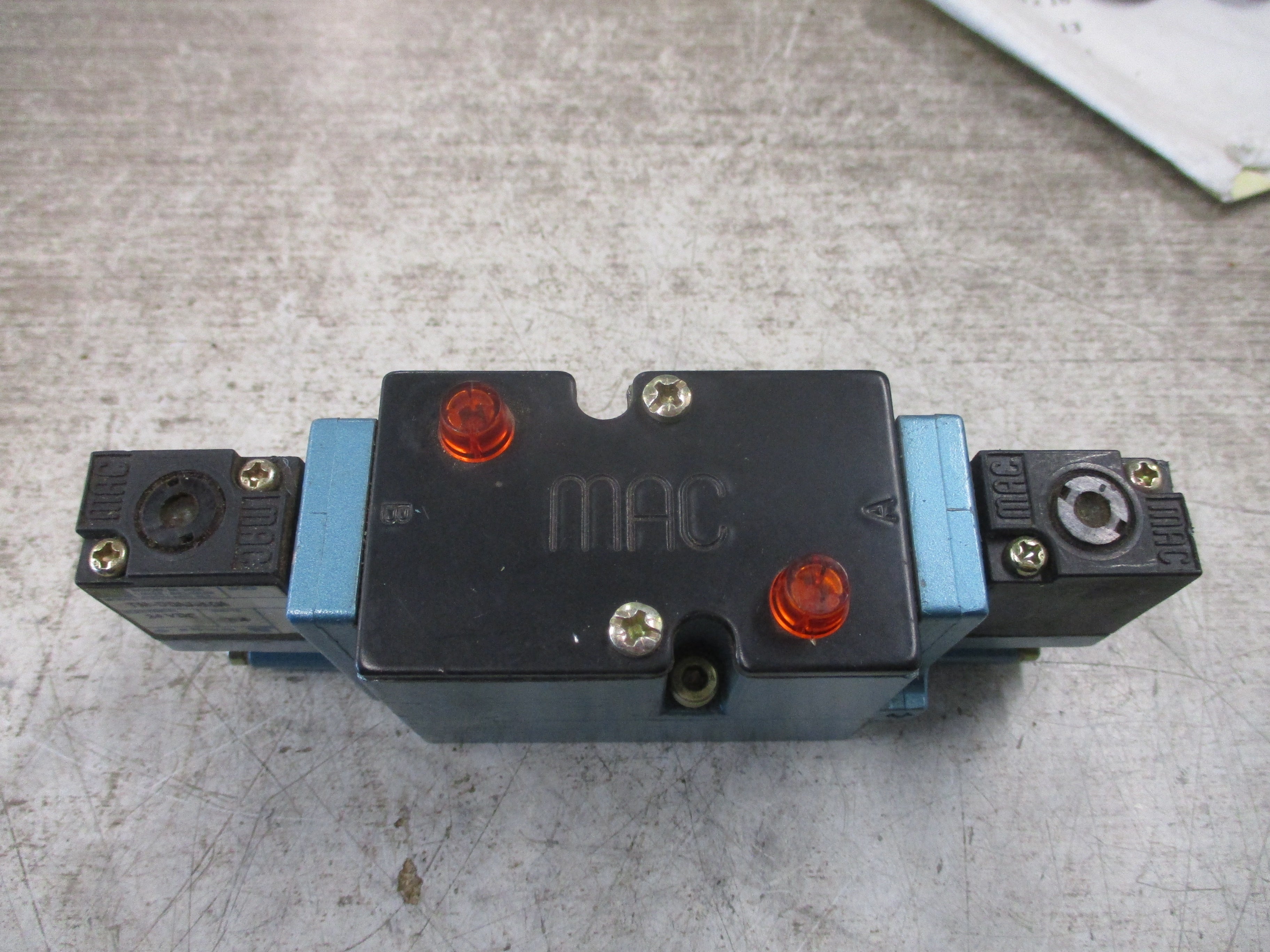 MAC Solenoid Valve 82A-FC-BK2-TM-DDAP-1DA Used