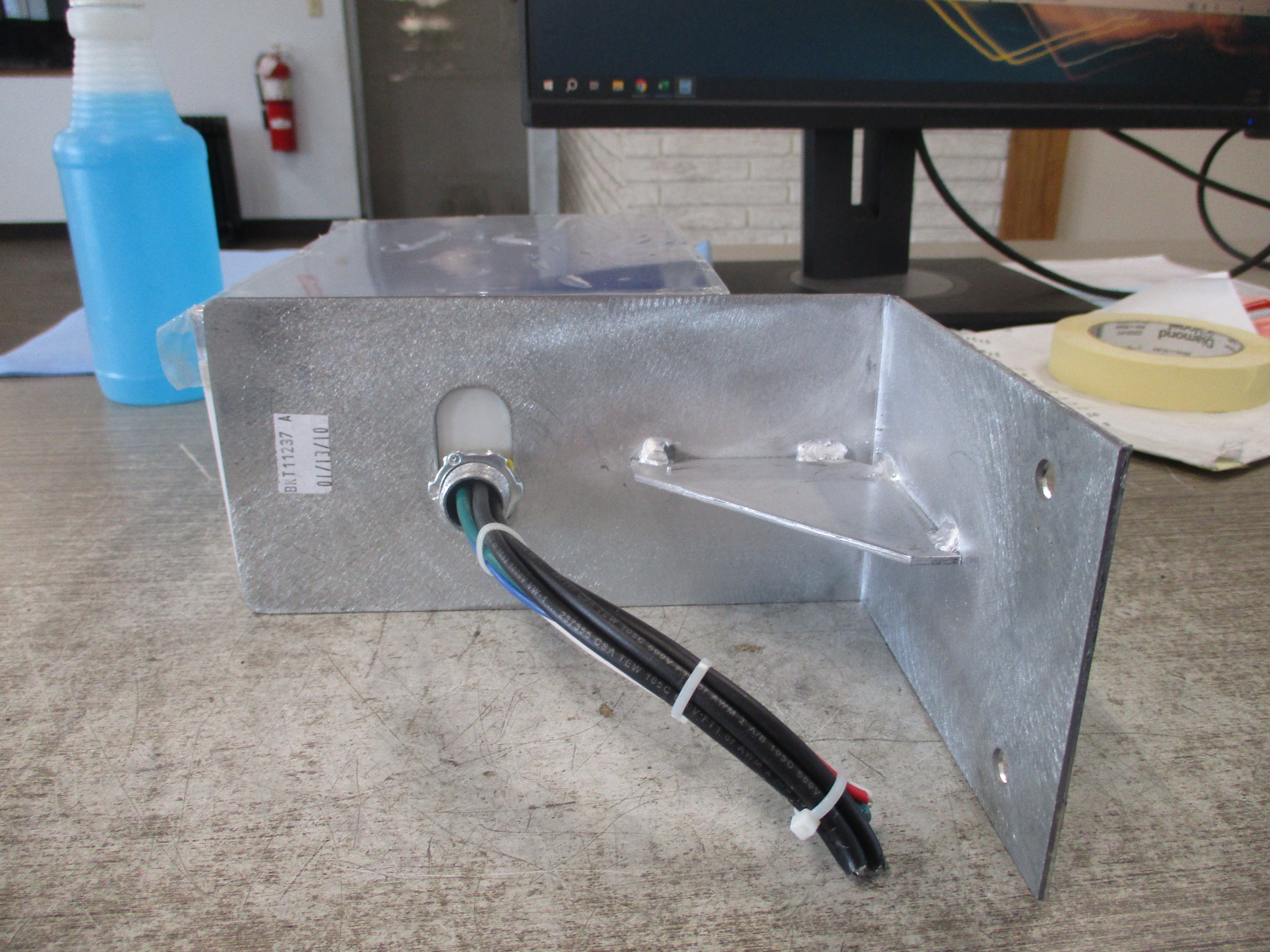 Lea International SP200 120/208-3Y Surge Protector B70-00-7005 120/208V 50/60Hz