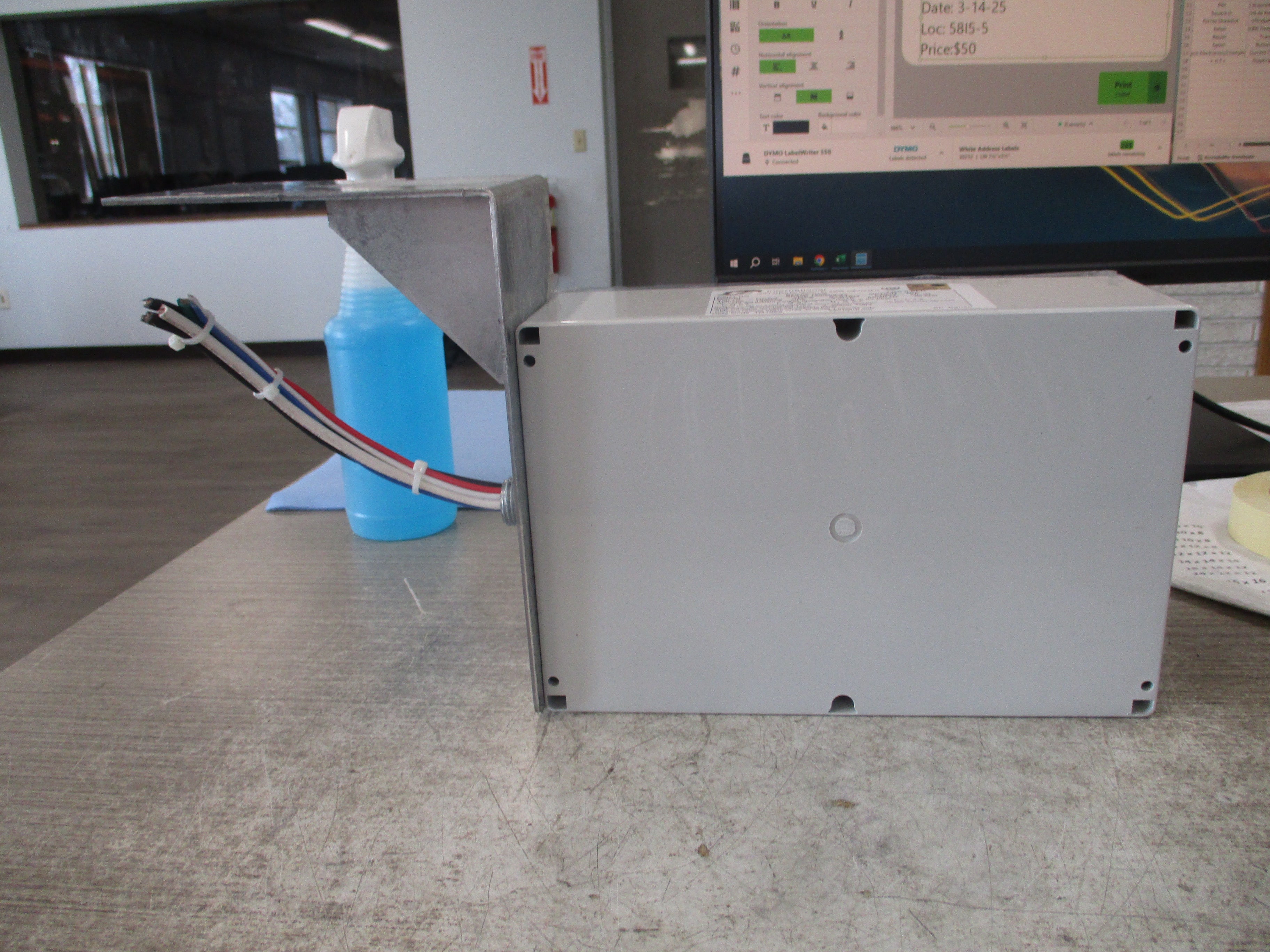 Lea International SP200 120/208-3Y Surge Protector B70-00-7005 120/208V 50/60Hz