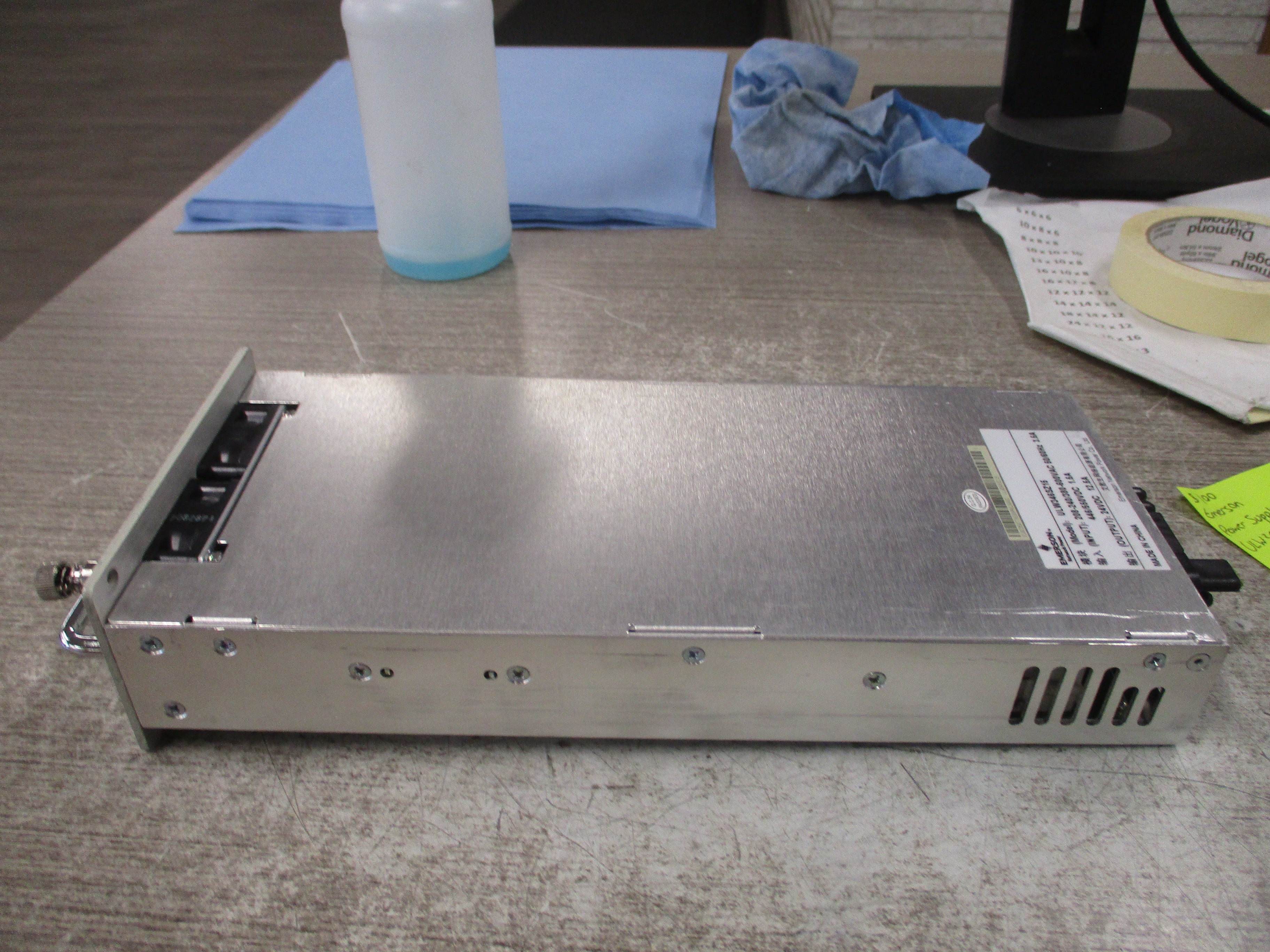 Emerson Power Supply ULW346SZ15 Input: 208-240/380-600VAC 50/60Hz 3.5A