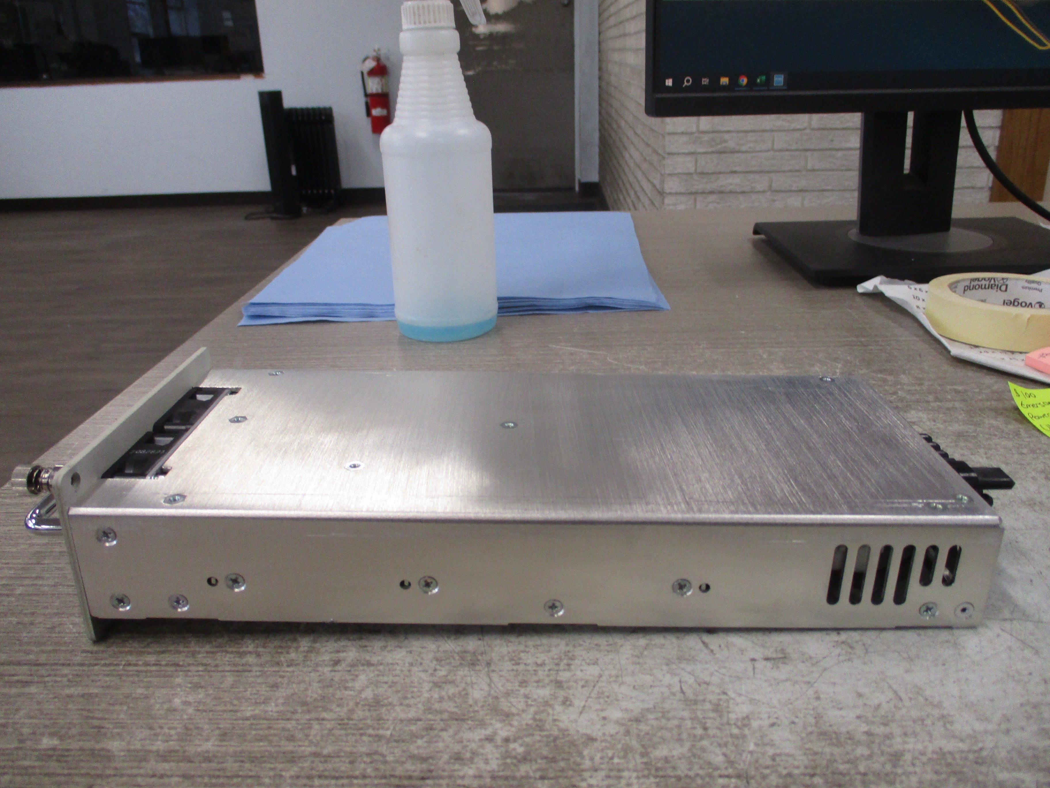 Emerson Power Supply ULW346SZ15 Input: 208-240/380-600VAC 50/60Hz 3.5A