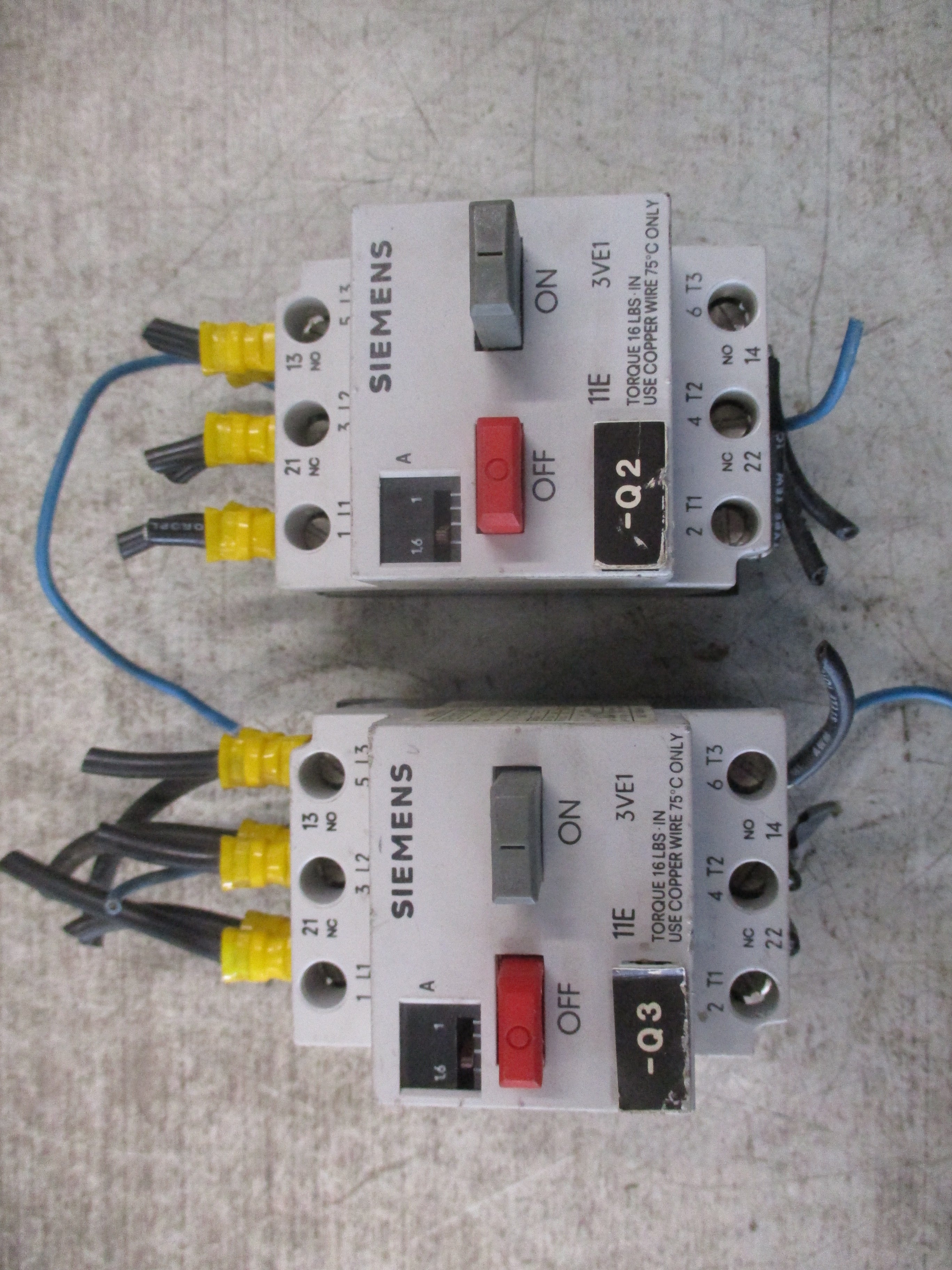 Siemens Manual Starter 3VE1010-2G Trip: 1-1.6A *Lot of 2* Used
