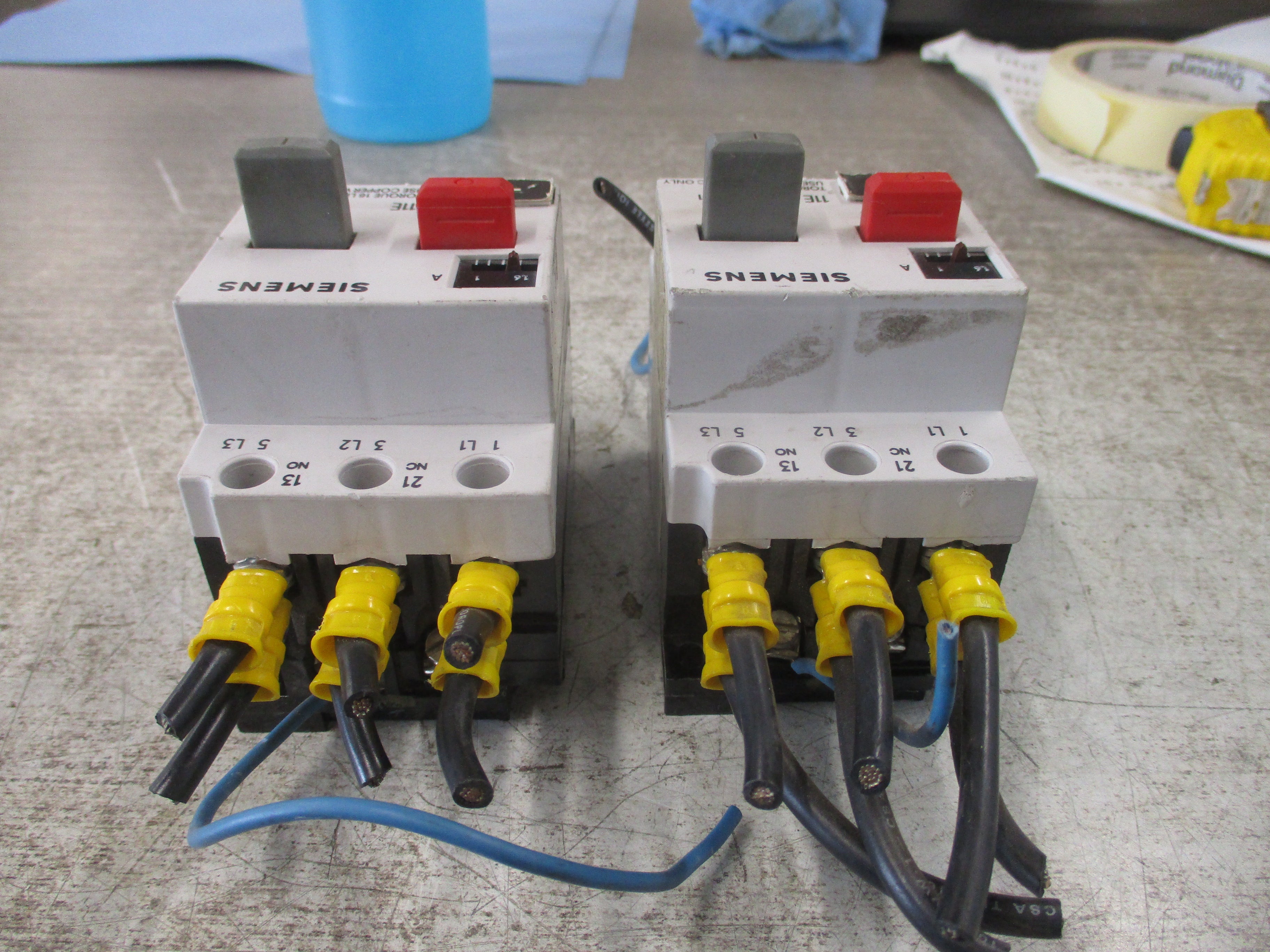 Siemens Manual Starter 3VE1010-2G Trip: 1-1.6A *Lot of 2* Used
