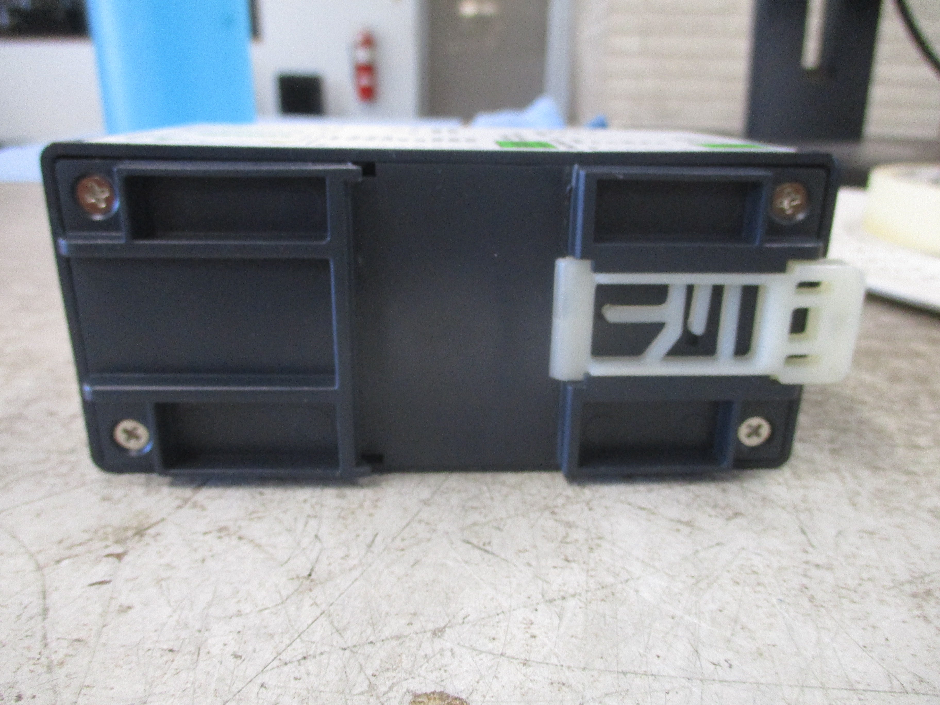 Lantronix Xpress DR+ Serial To Ethernet Device Server 310-546-R Rev. E 9-30VDC