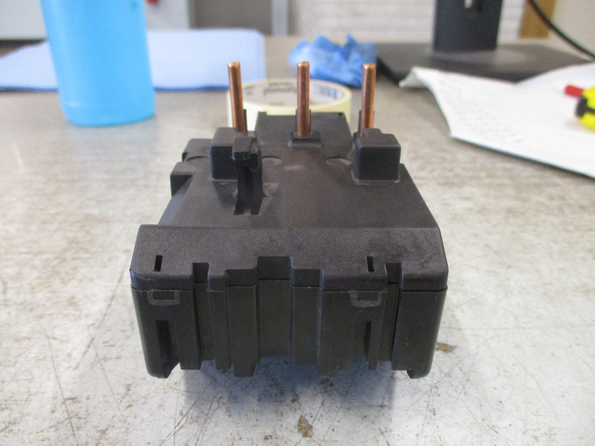 Schneider Electric Solid State Overload LR2 D3559 Trip: 48-65A 600V 3Ph