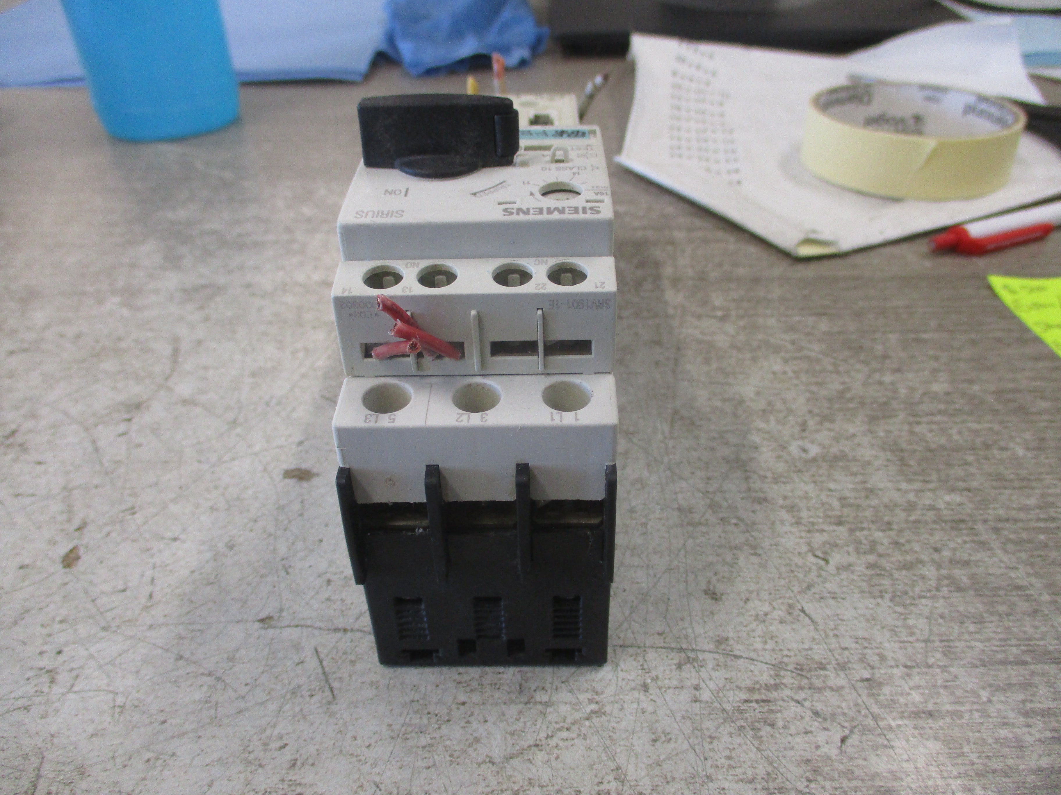 Eaton/Siemens Starter E04NB18X3N/3RV1021-4AA10 24VDC Coil Trip: 11-16A Used