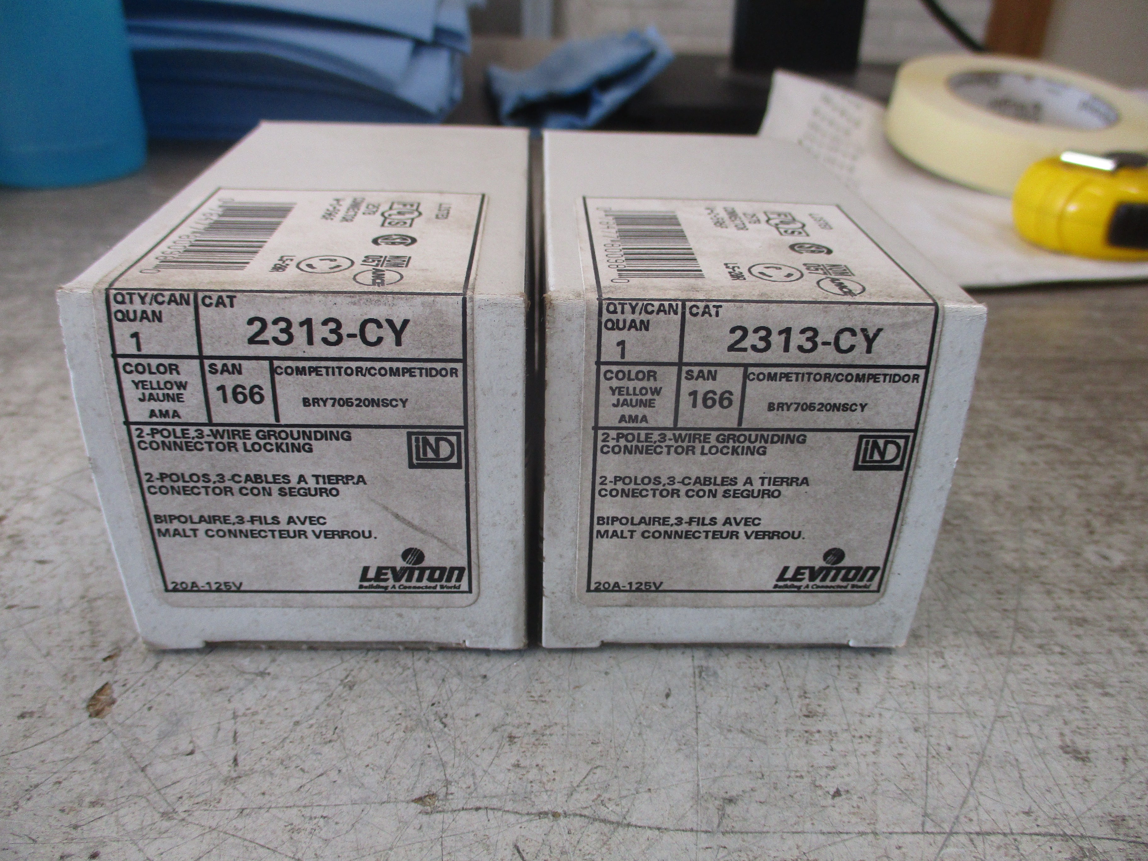 Leviton Locking Connector 2313-CY 20A 125V 2P 3W Yellow *Lot of 2* New Surplus