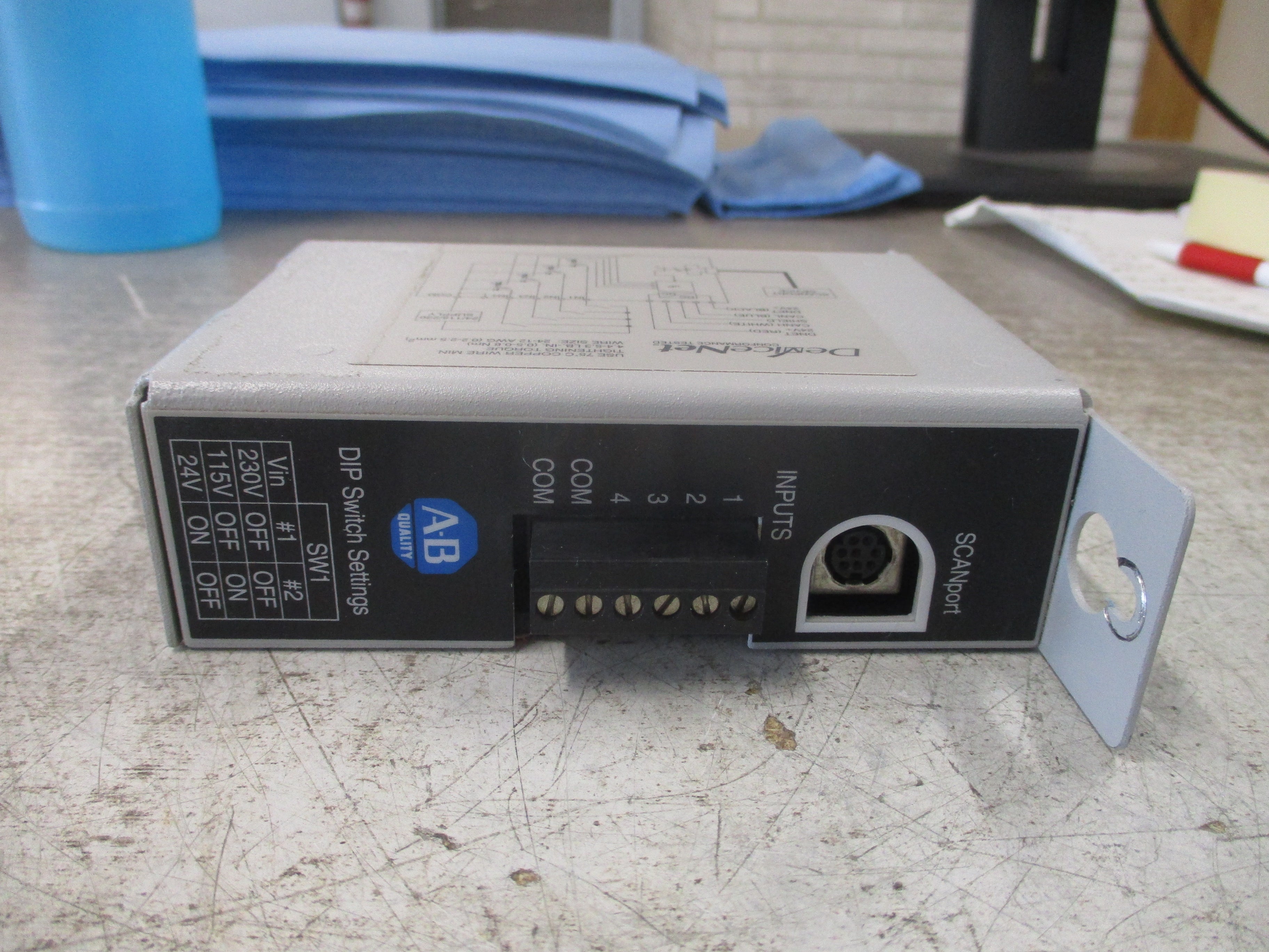 Allen-Bradley DeviceNet Comm Module 2100-GK61 FRN: 2.080 Series A Used