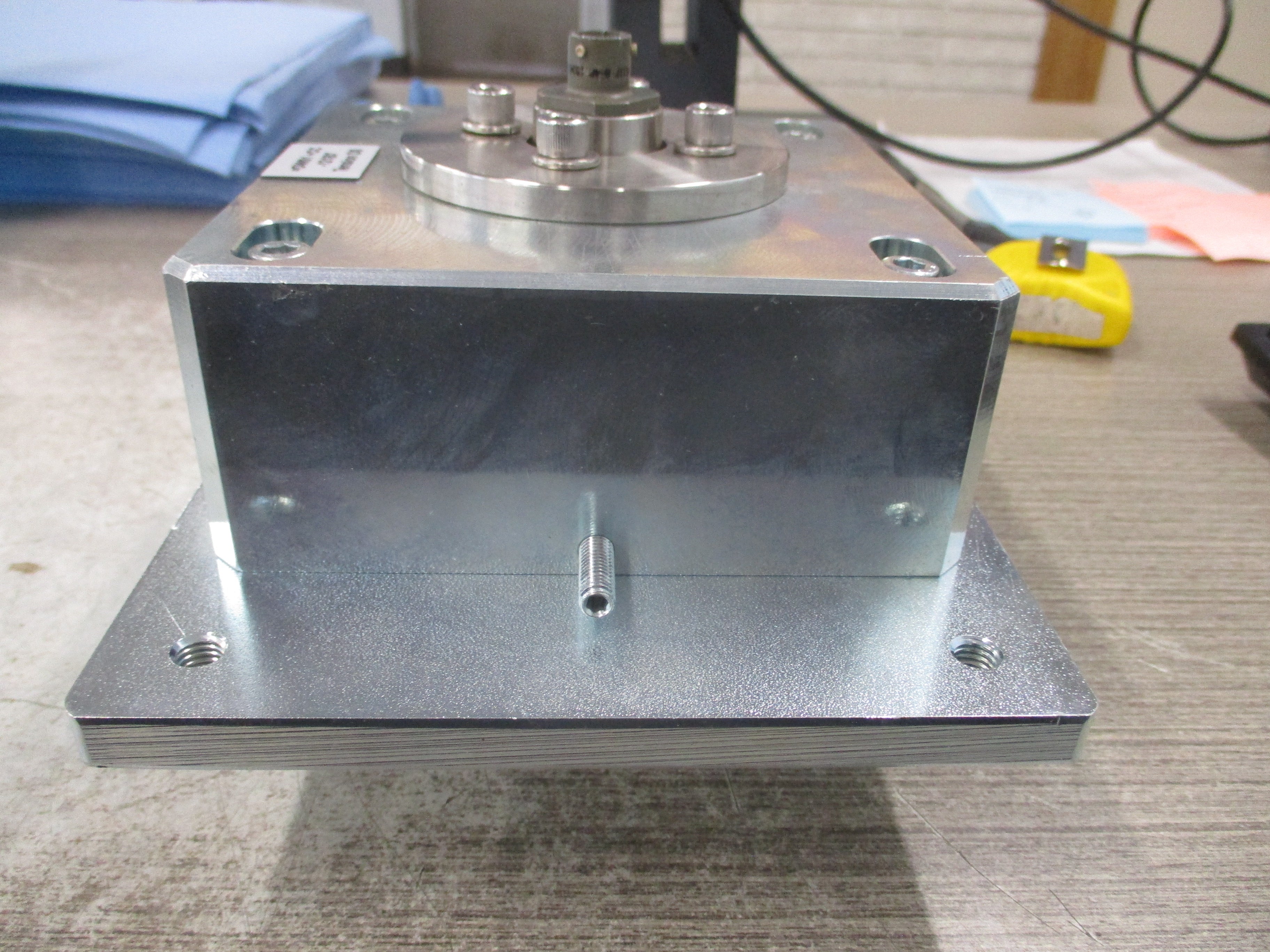 BLH Tension Transducer 472822 Capacity: 200lbs Used