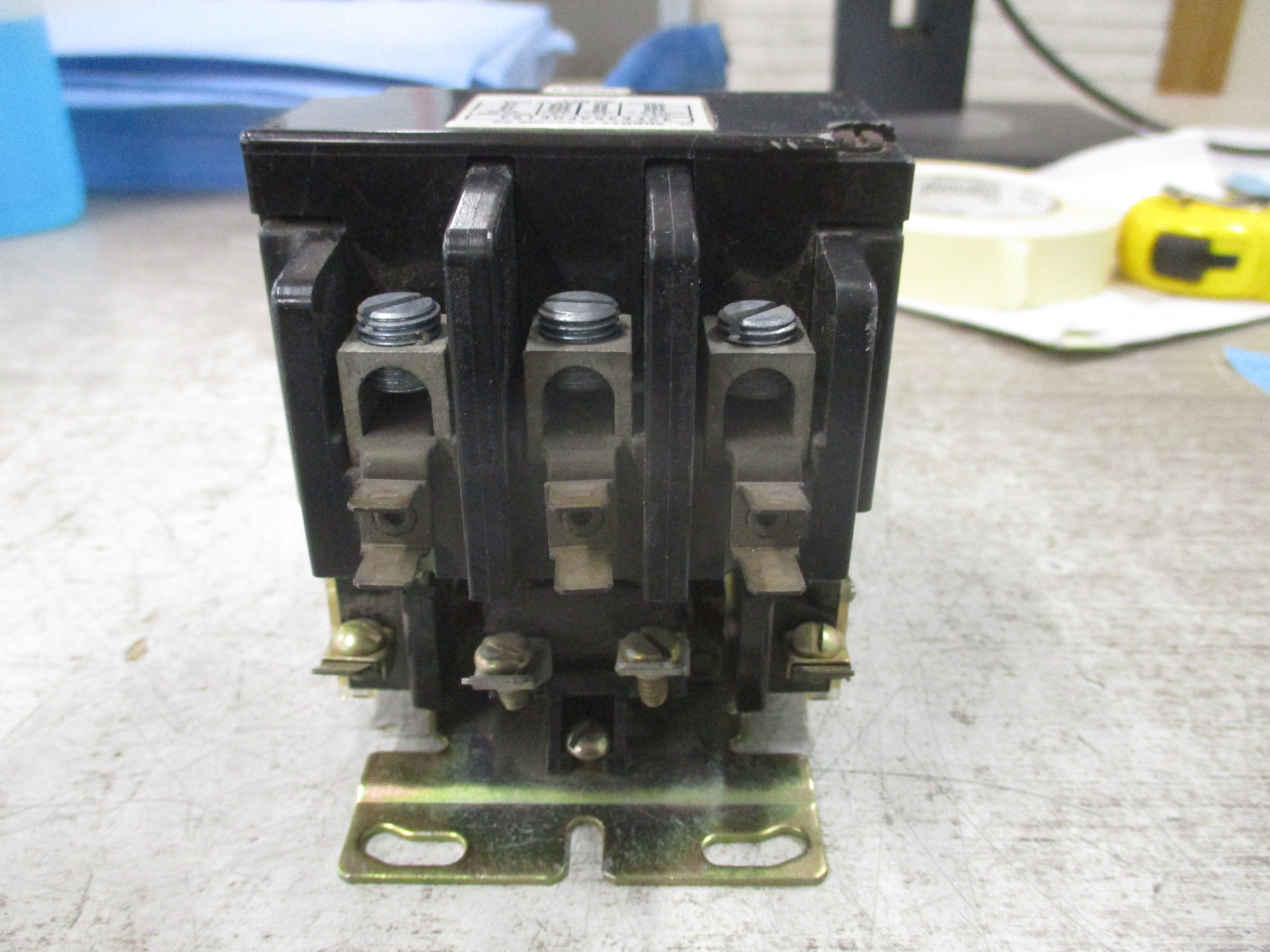 Furnas Contactor 42EE35AFGE154 110/120V Coil 60A 600V Used