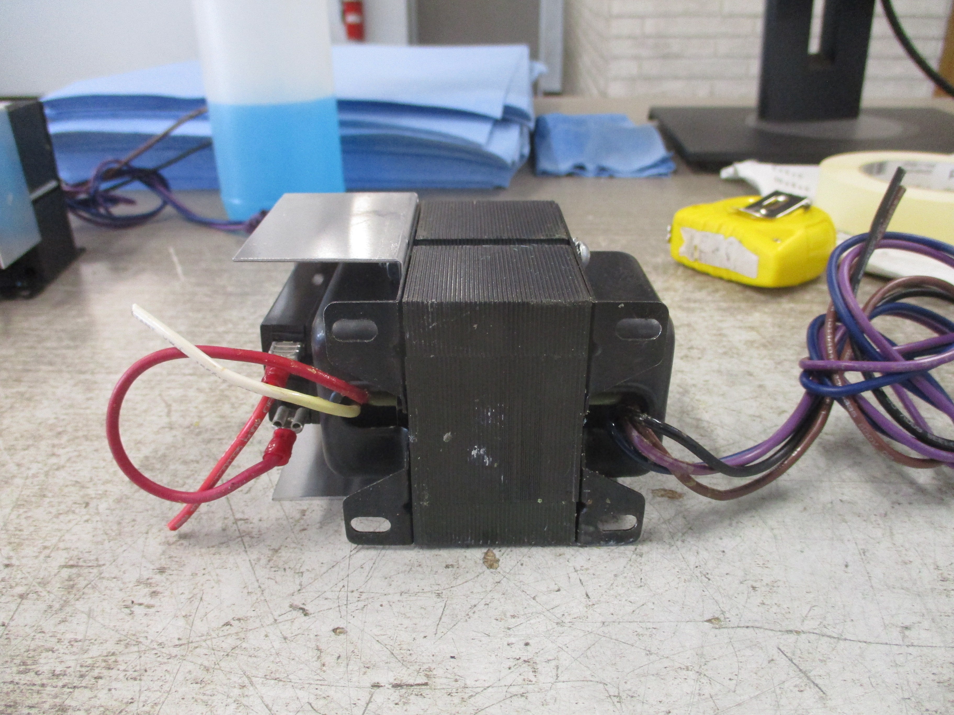 Liebert Transformer E-007B 75VA Pri: 440/460/490V Sec: 24V 60Hz Used