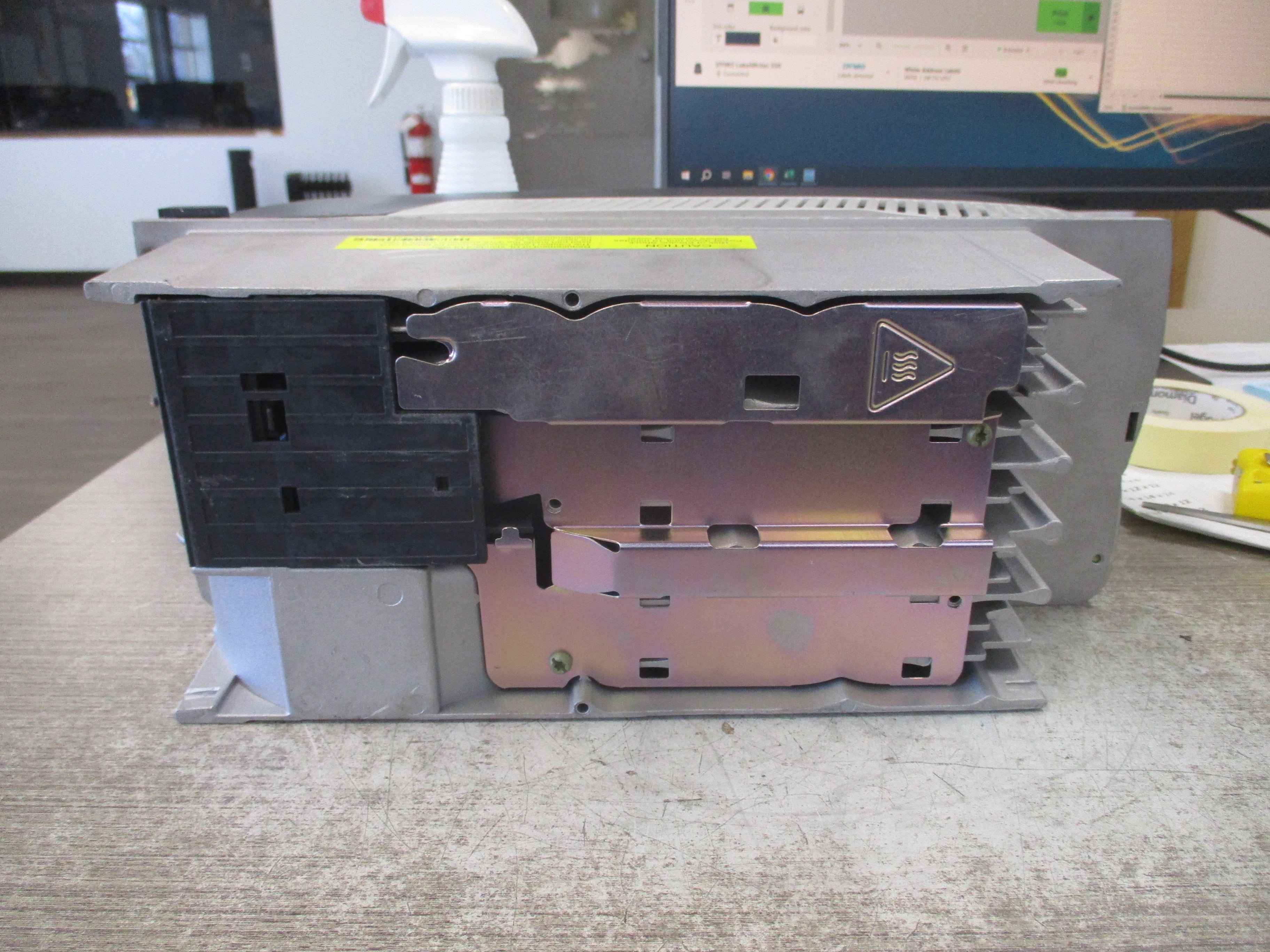 Emerson Control Techniques AC Drive SK2403 Input: 380-480V 50/60Hz 26.6A