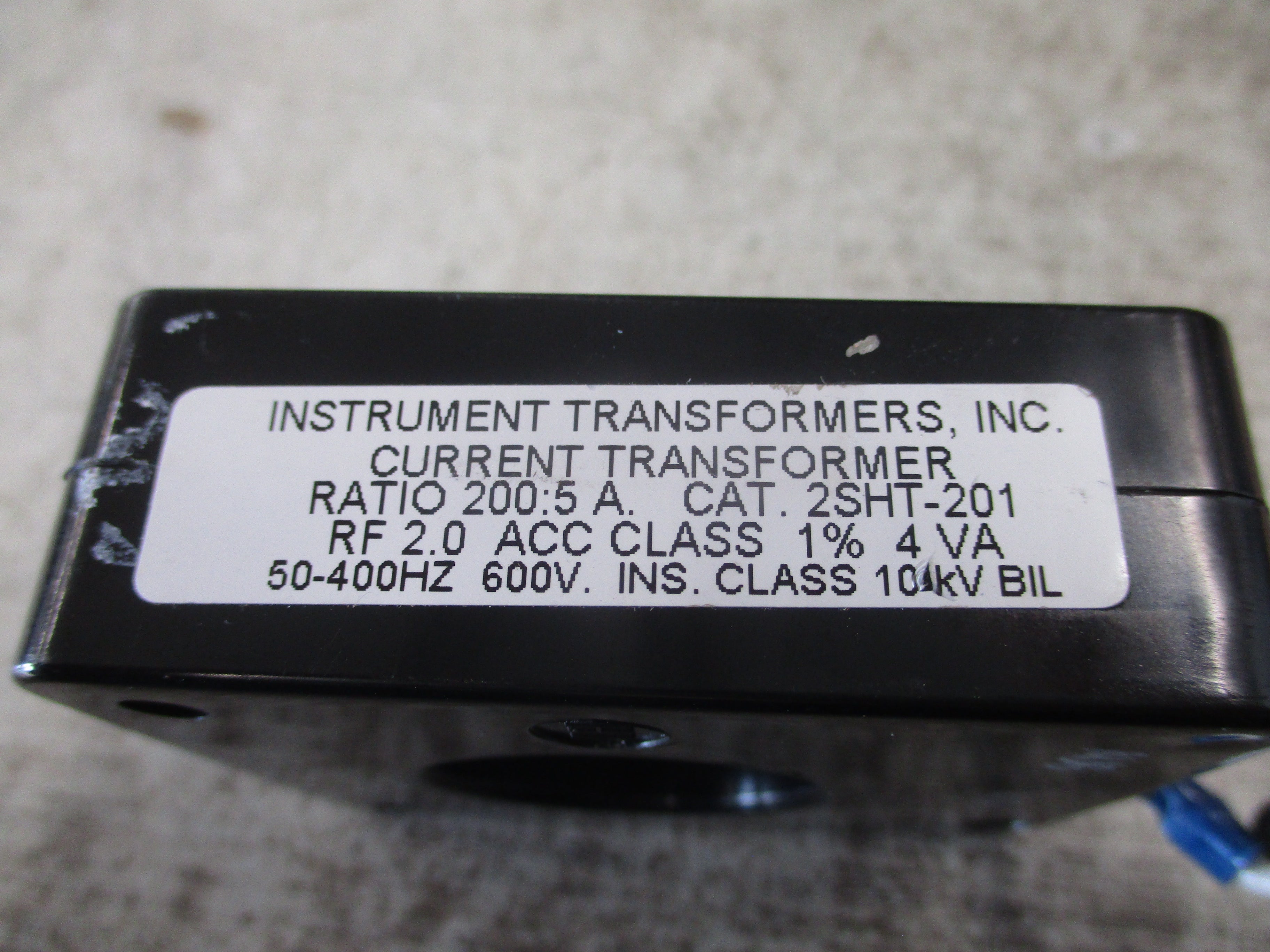 Instrument Transformers Current Transformer 2SHT-201 Ratio 200:5A 600V 50-400Hz 10KV BIL Used