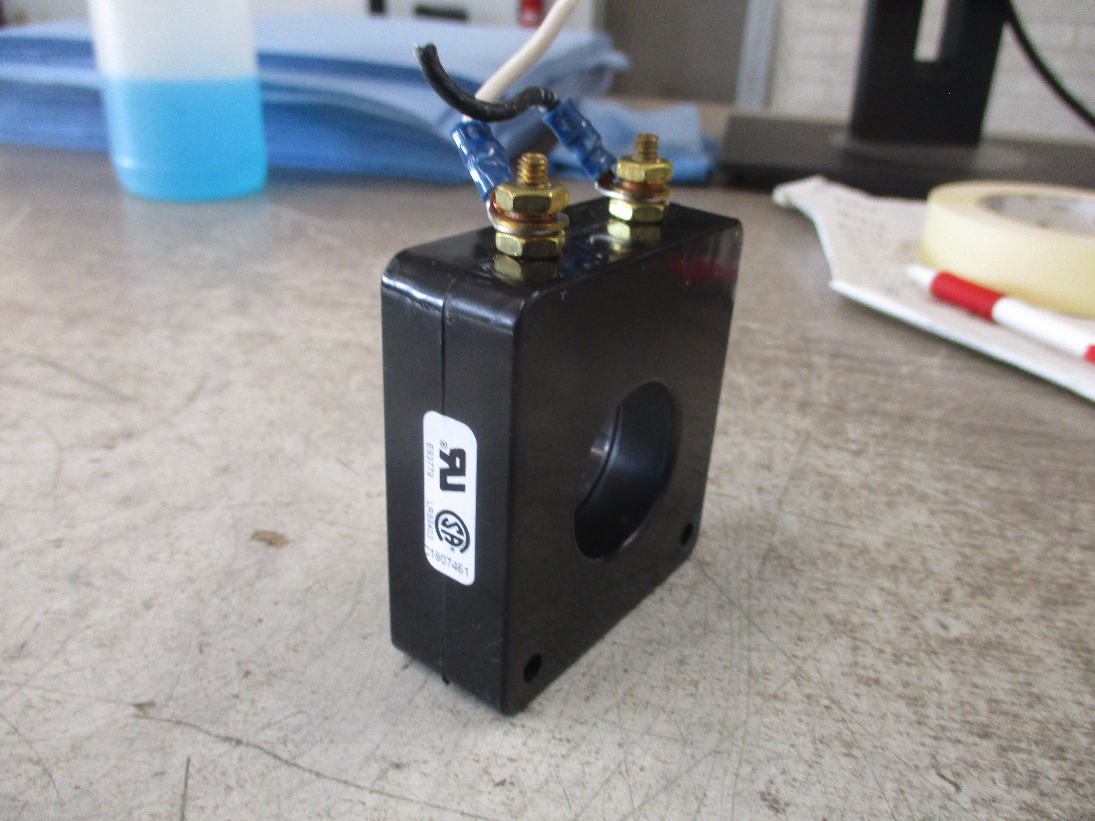 Instrument Transformers Current Transformer 2SHT-201 Ratio 200:5A 600V 50-400Hz 10KV BIL Used