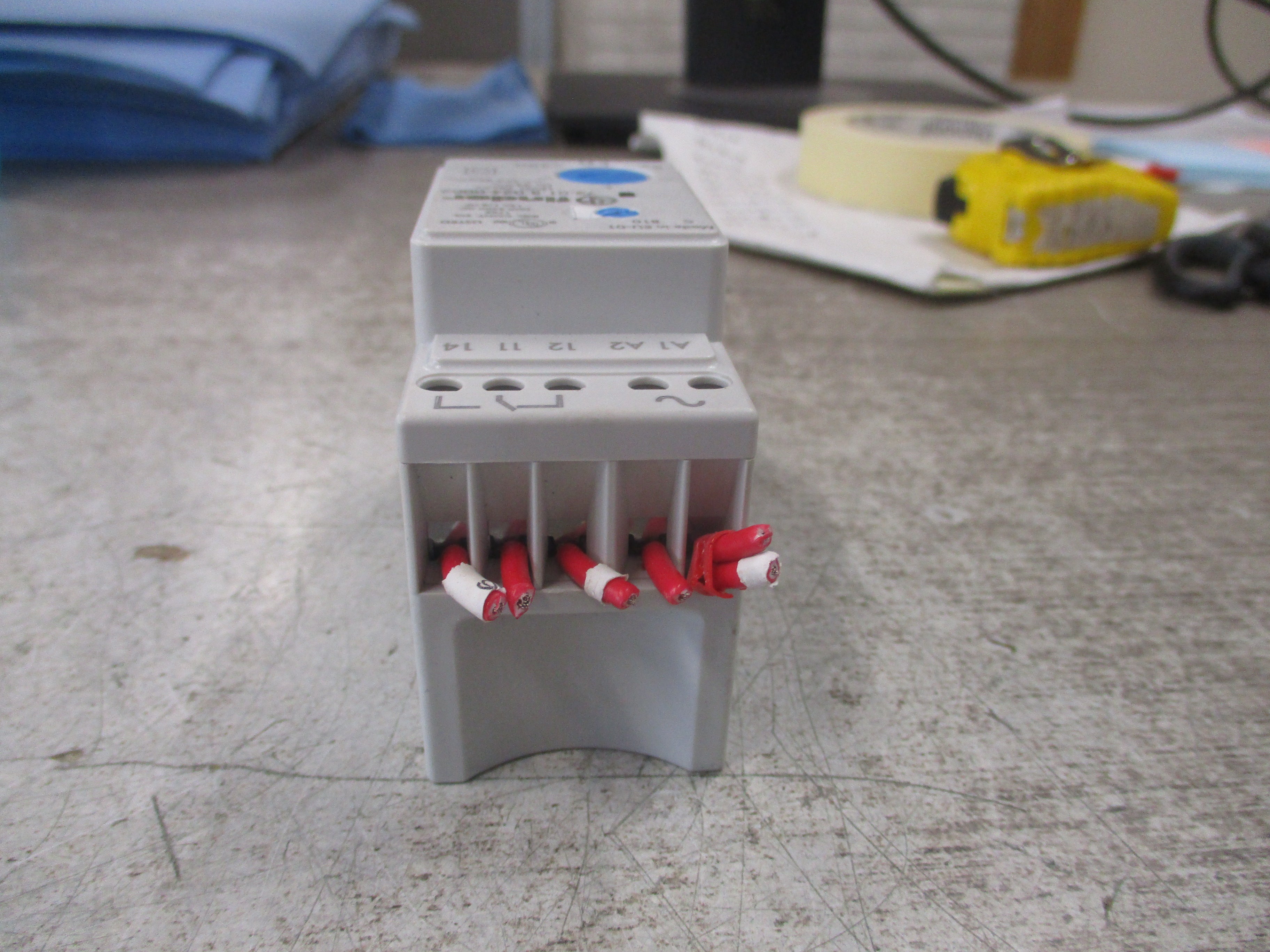 Finder Level Relay 72.01.8.024.0002 5-450 K-Ohms Used