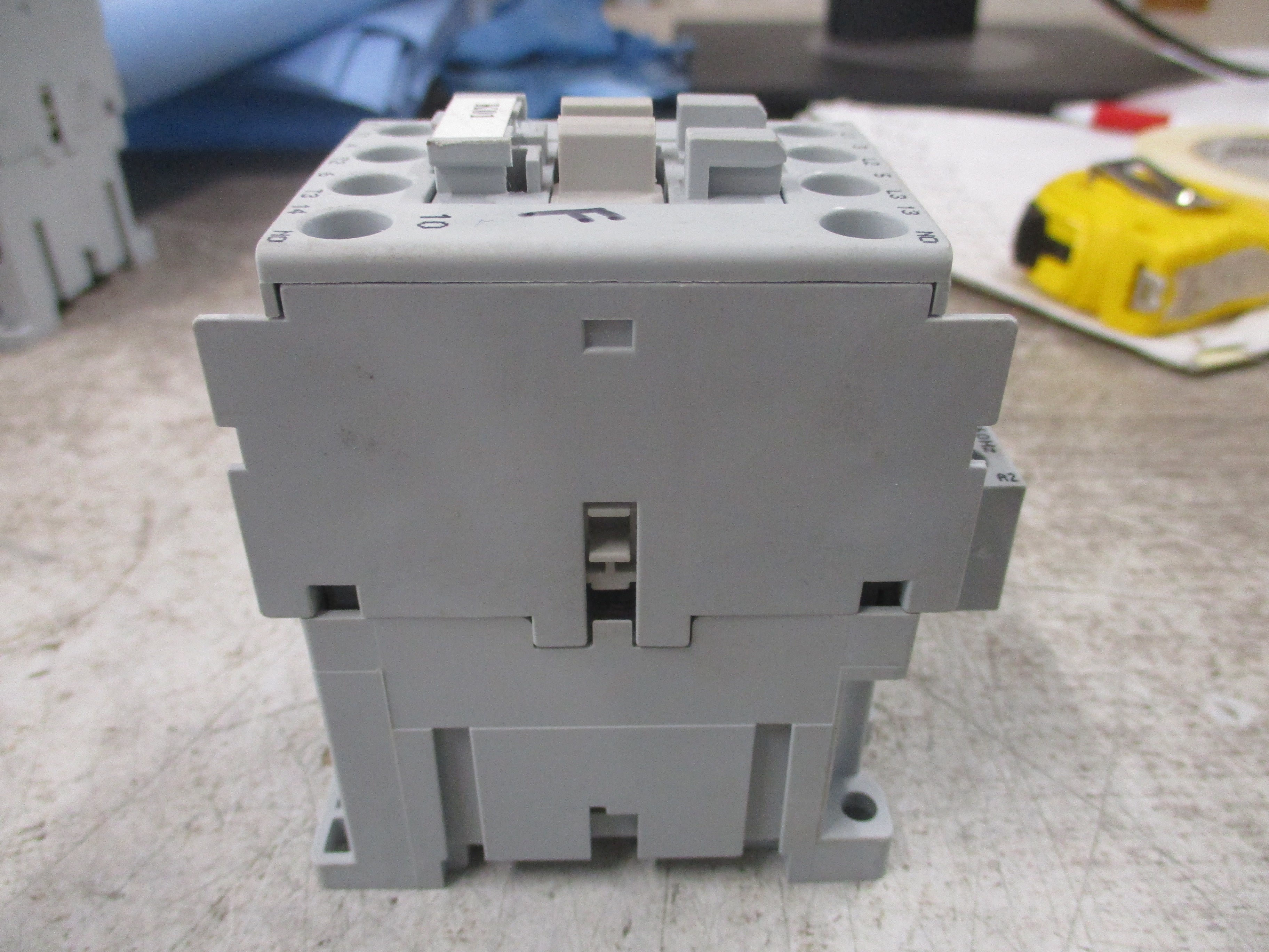 Allen-Bradley Contactor 100-C23*10 Ser. C 24V Coil 30A 600V Used