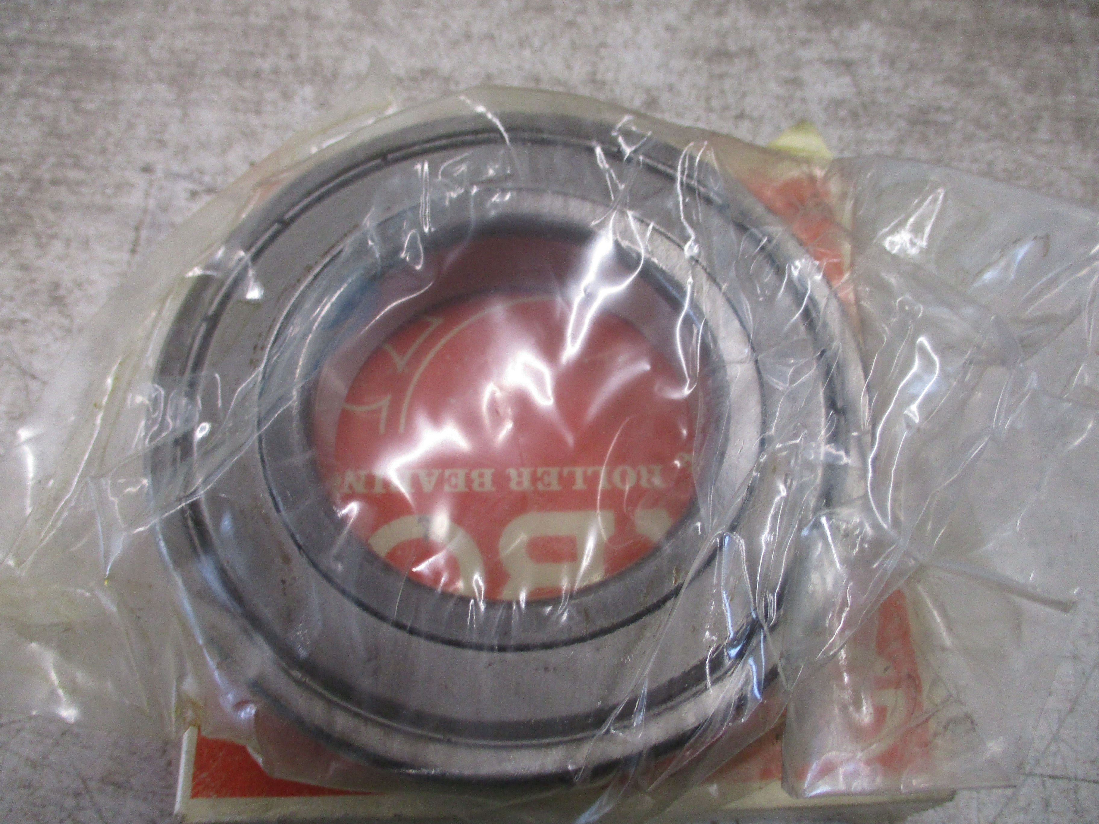KBC Ball Bearing 6212ZZC3SRI-2 PJ14 New Surplus
