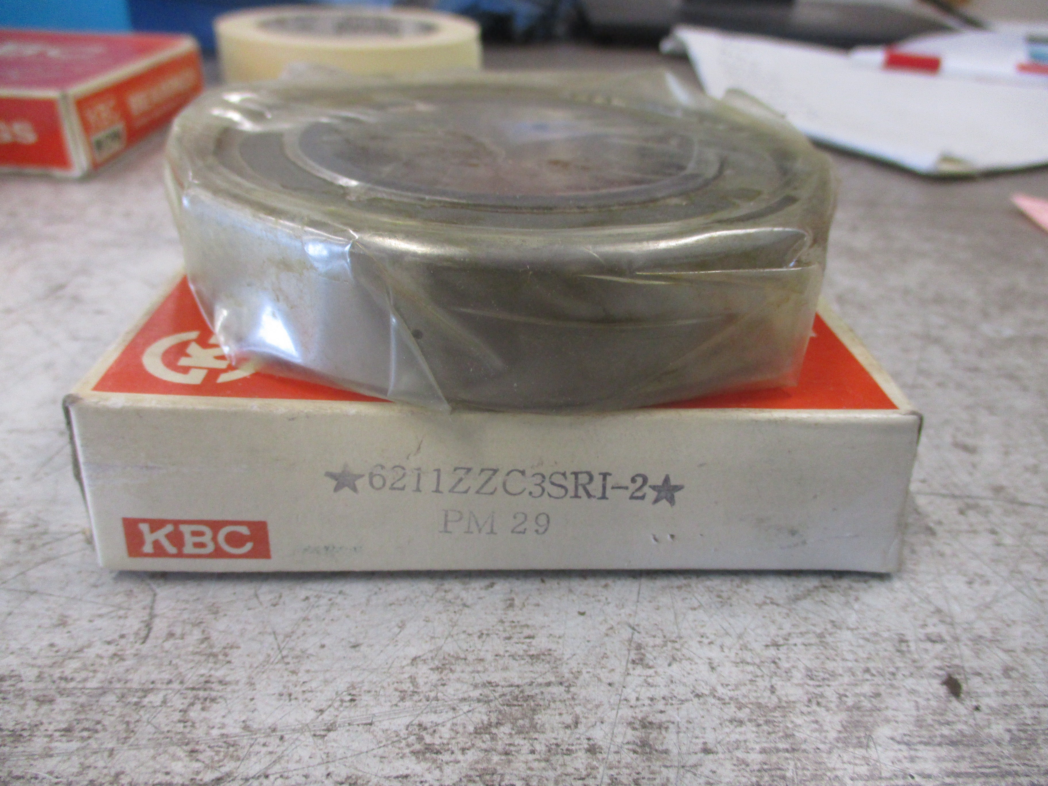KBC Ball Bearing 6211ZZC3SRI-2 PM-29 New Surplus