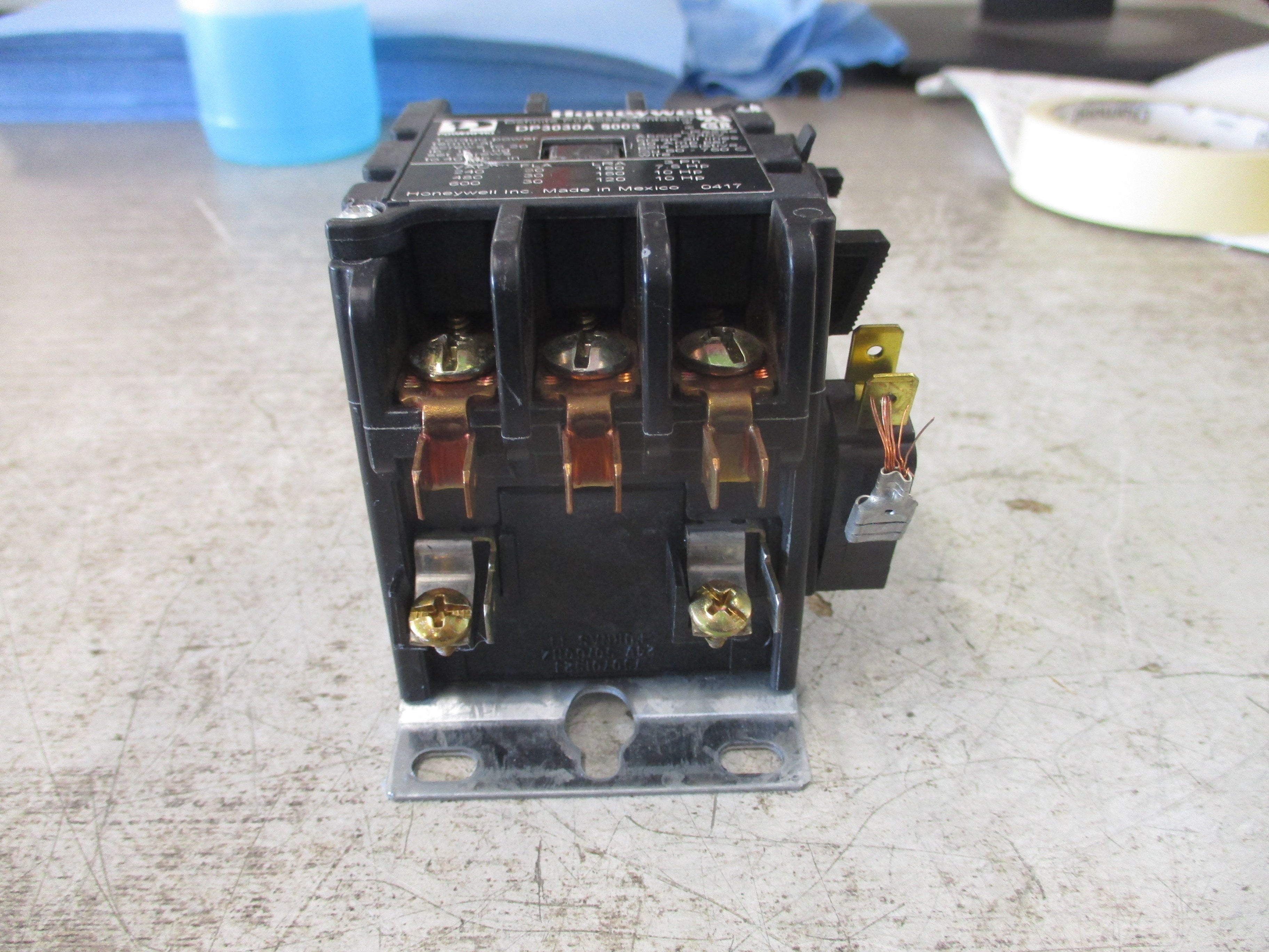 Honeywell Definite Purpose Contactor DP3030A 5003 24V Coil 30A 600V Used