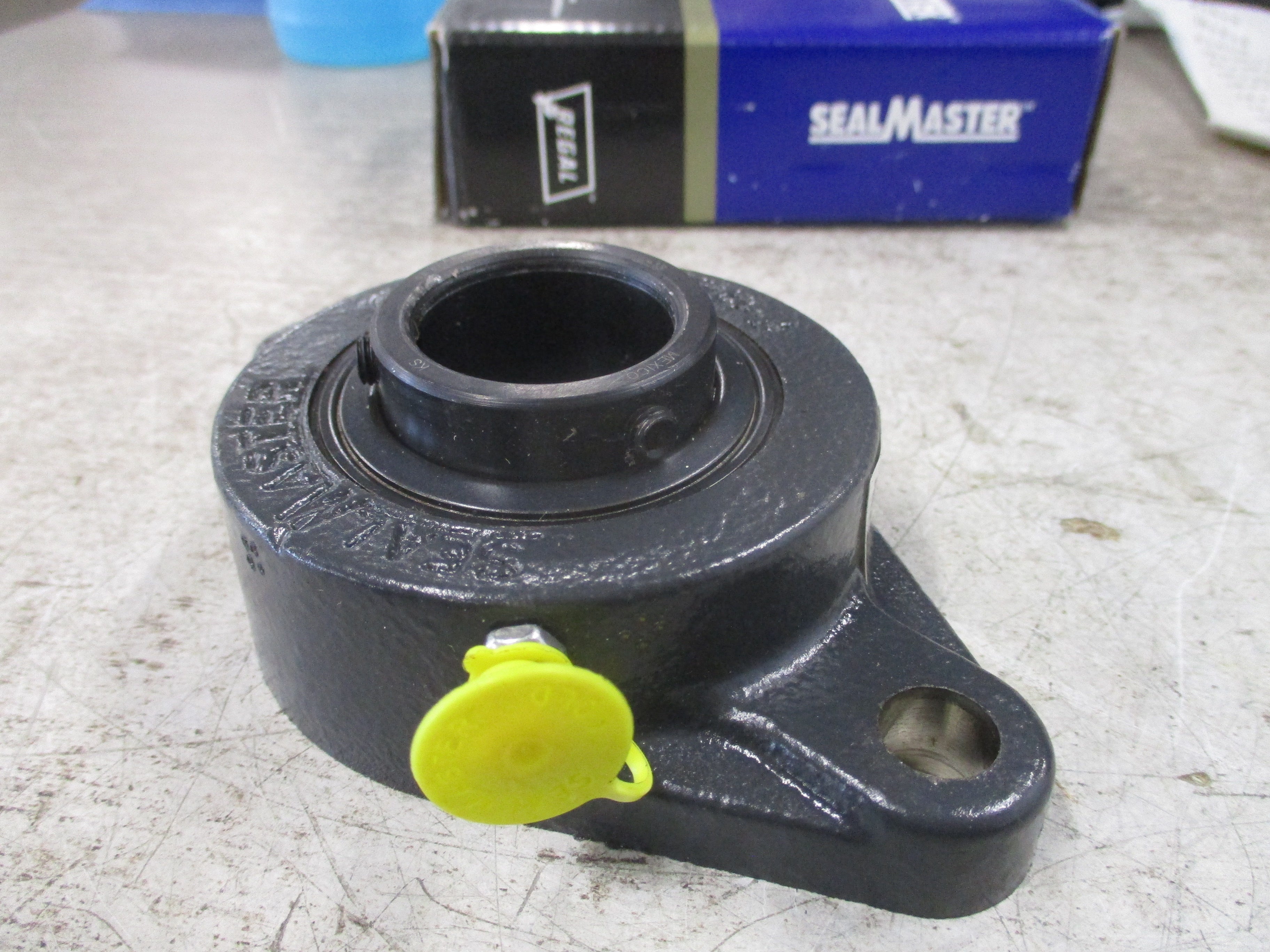 SealMaster Gold Line Set Screw Flange Bearing SFT-19 1 3/16" New Surplus