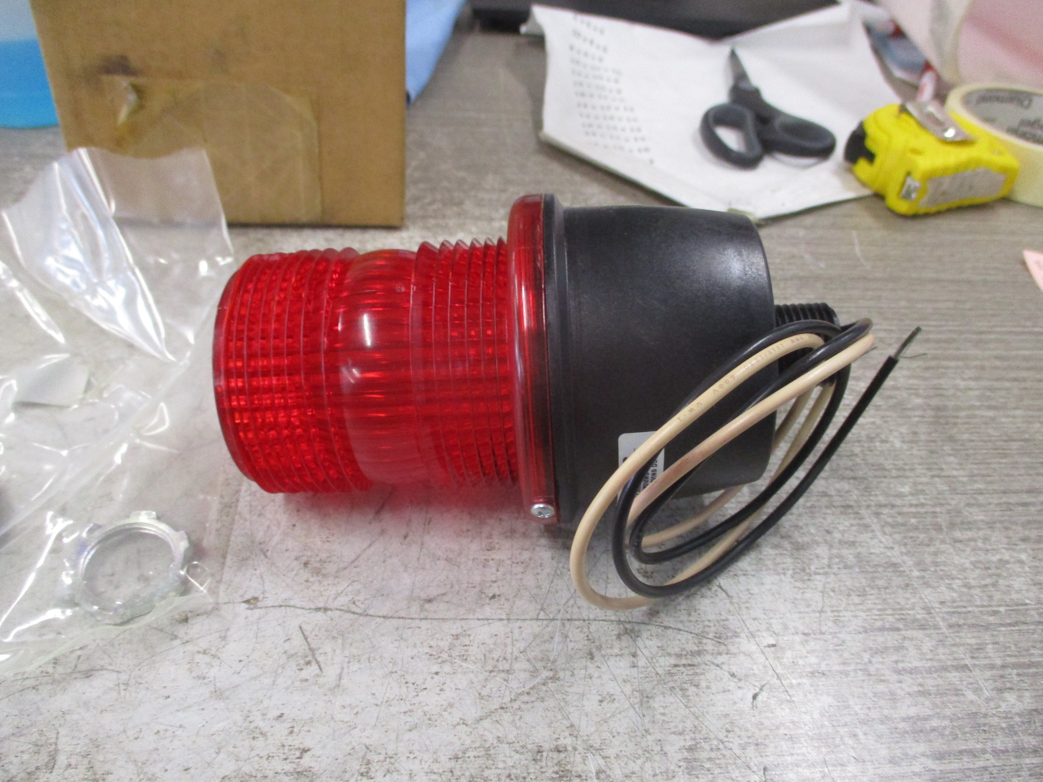 Federal Signal Strobe Light LP3M-120R Red New Surplus