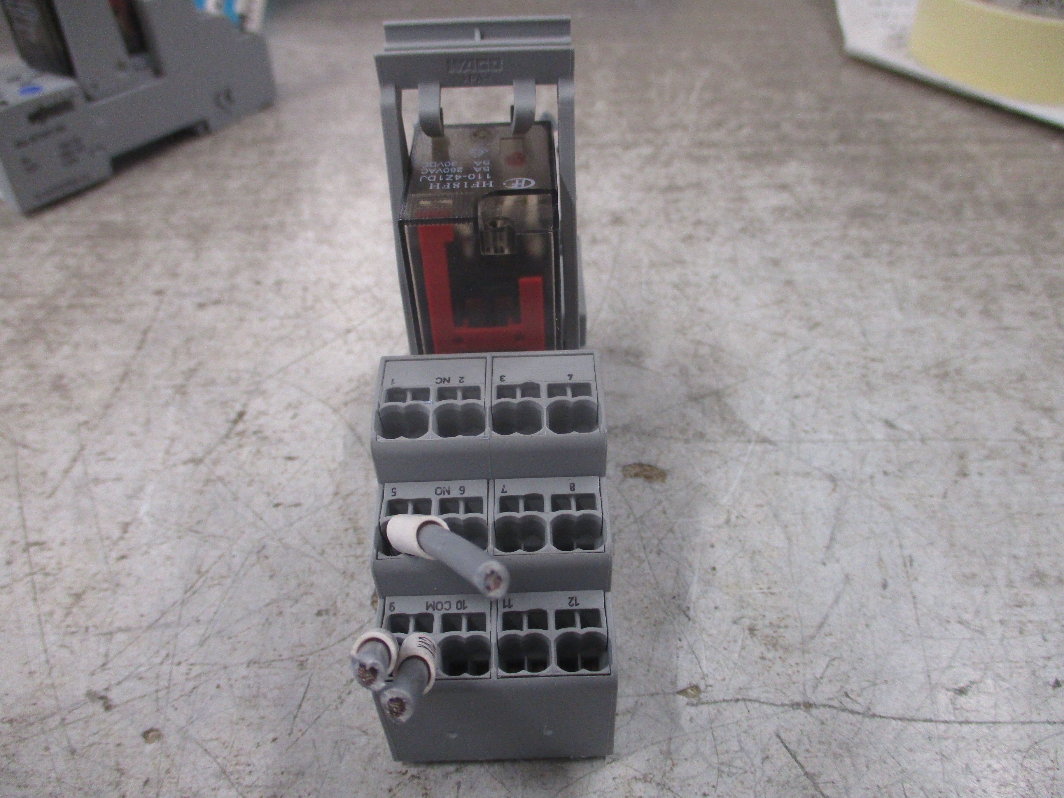 Hongfa Relay HF18FH-110-4Z1DJ 110VDC Coil W/Base Used