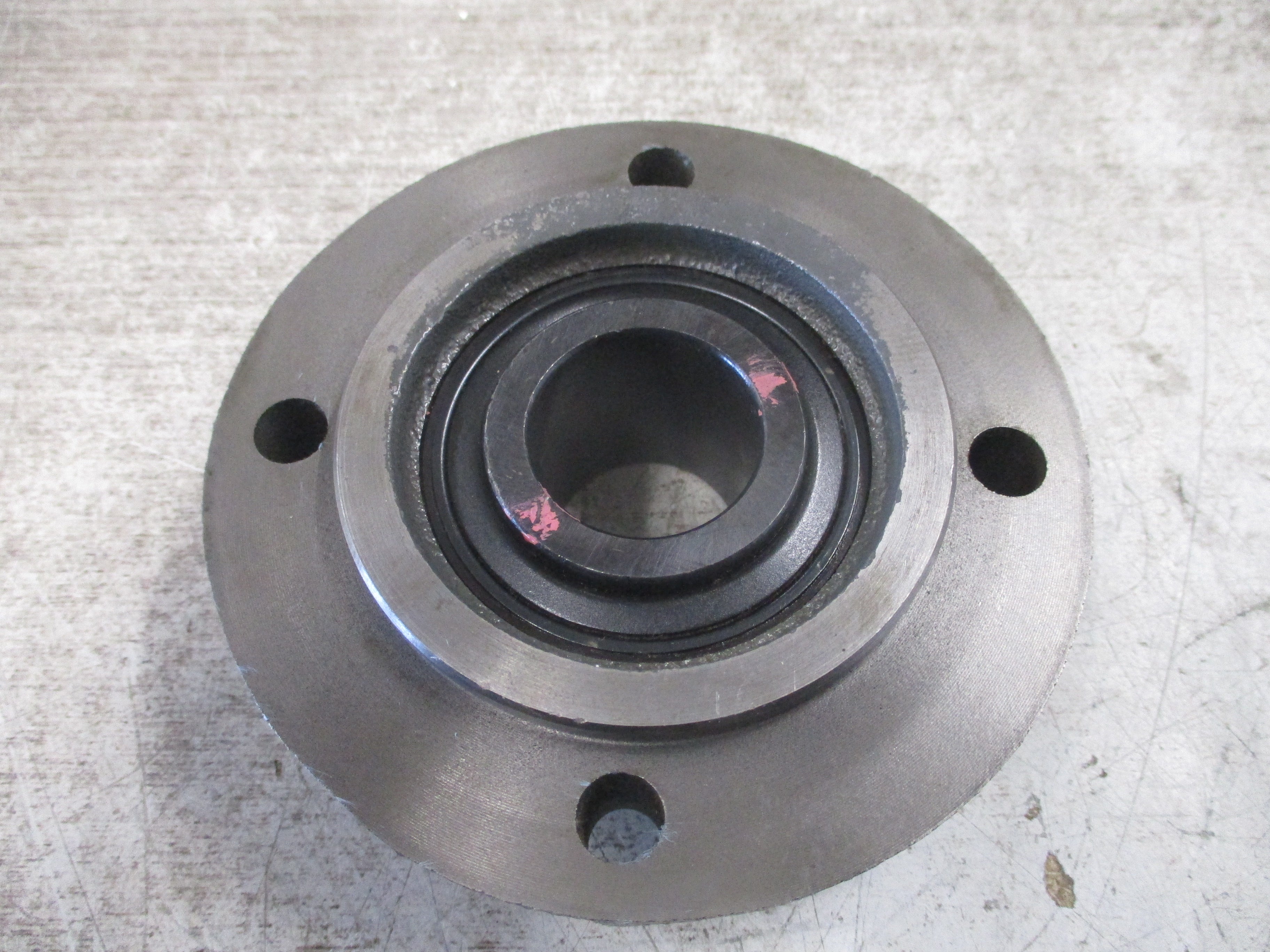 SealMaster Flange Bearing SFC 18 Used
