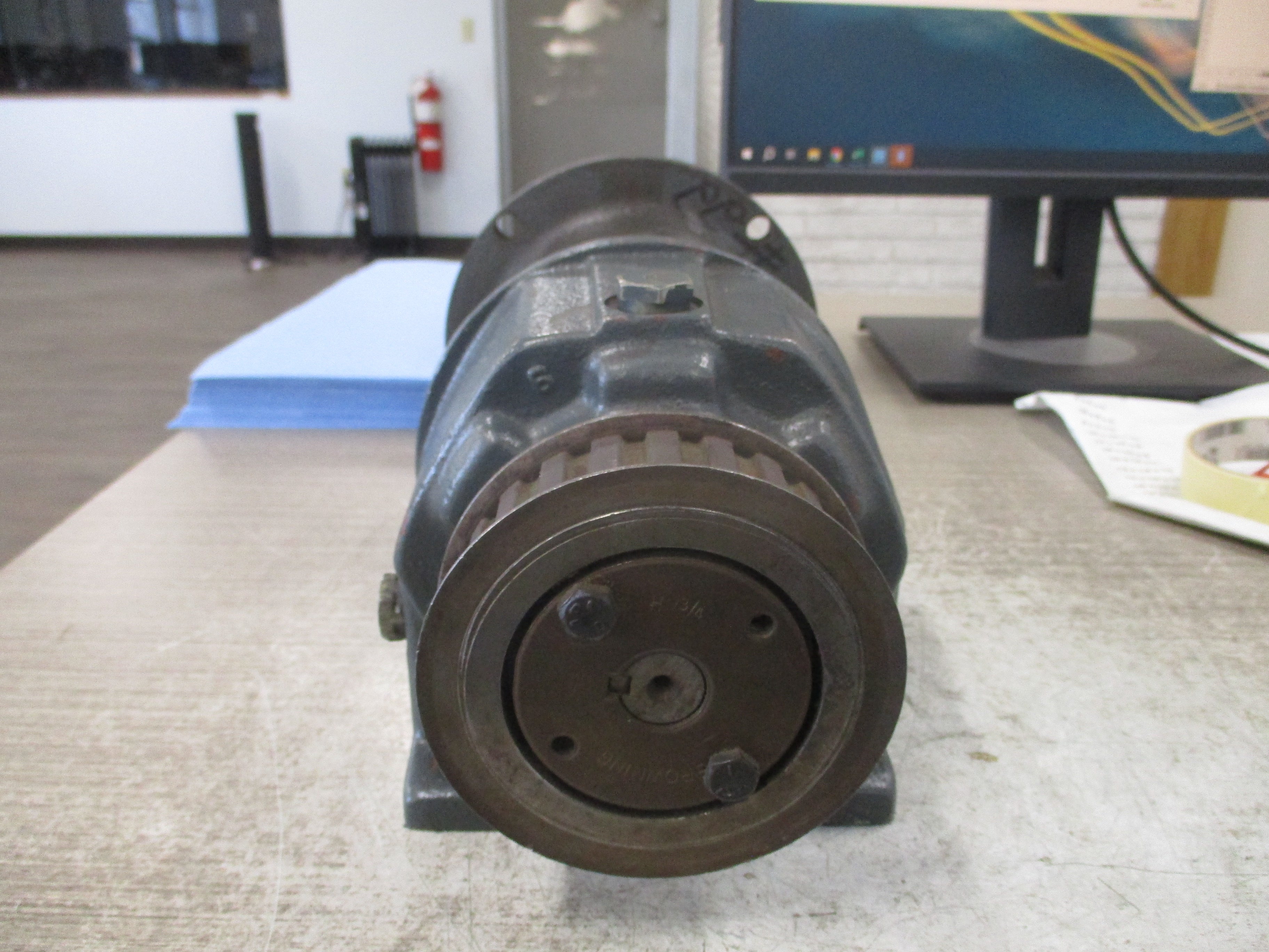 US Motors Series 2000 Gear Reducer CBN2002SB3U143TCNN Ratio 6.3 1750 RPM In