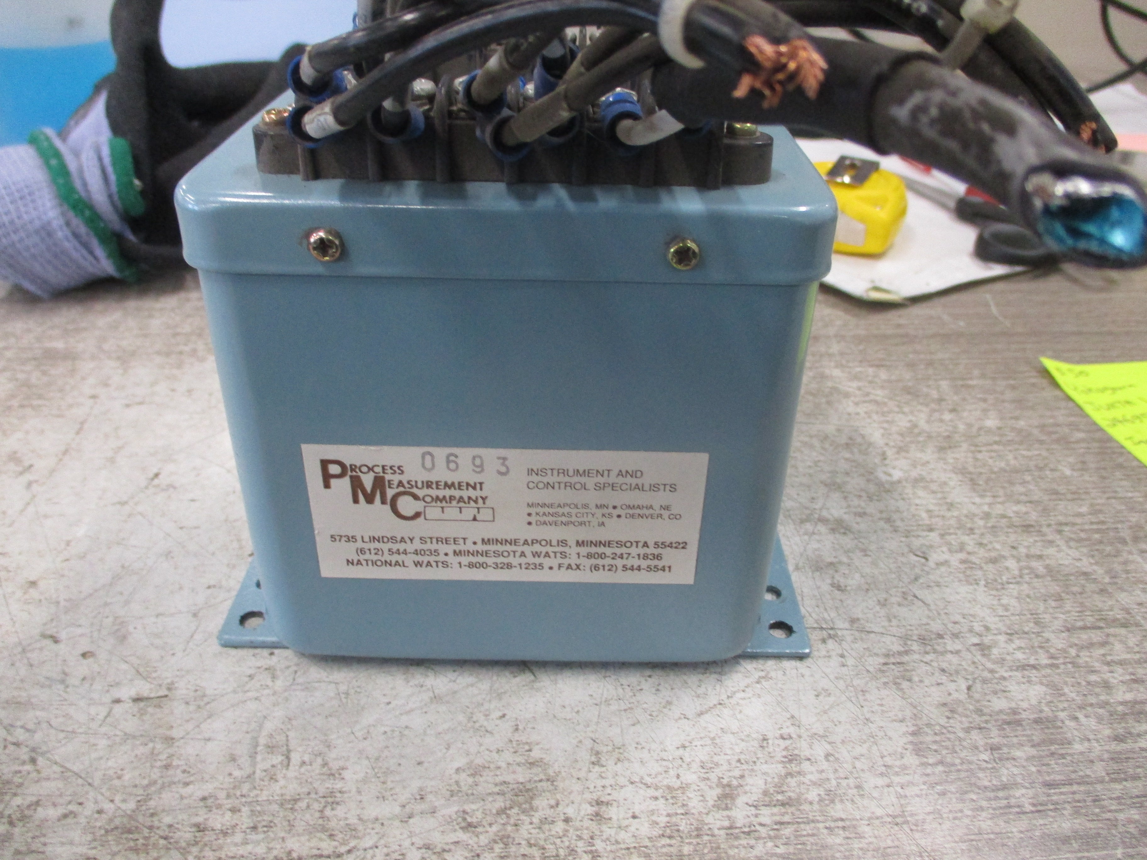 Yokogawa JUXTA Watt Transducer 246953-540CUSTOM0-0 Input: 0-120VAC 0-5A 60Hz