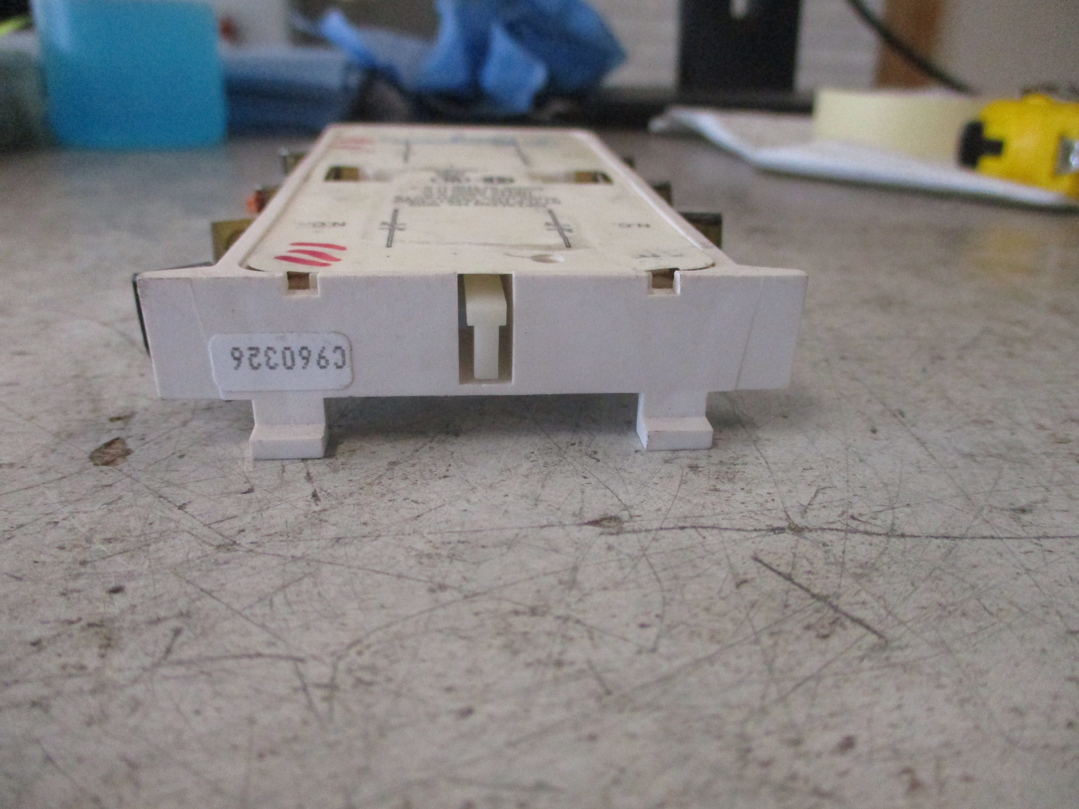 Westinghouse Aux Contact W22 Style#: 1A48174G07 *Missing (1) Terminal Screw*